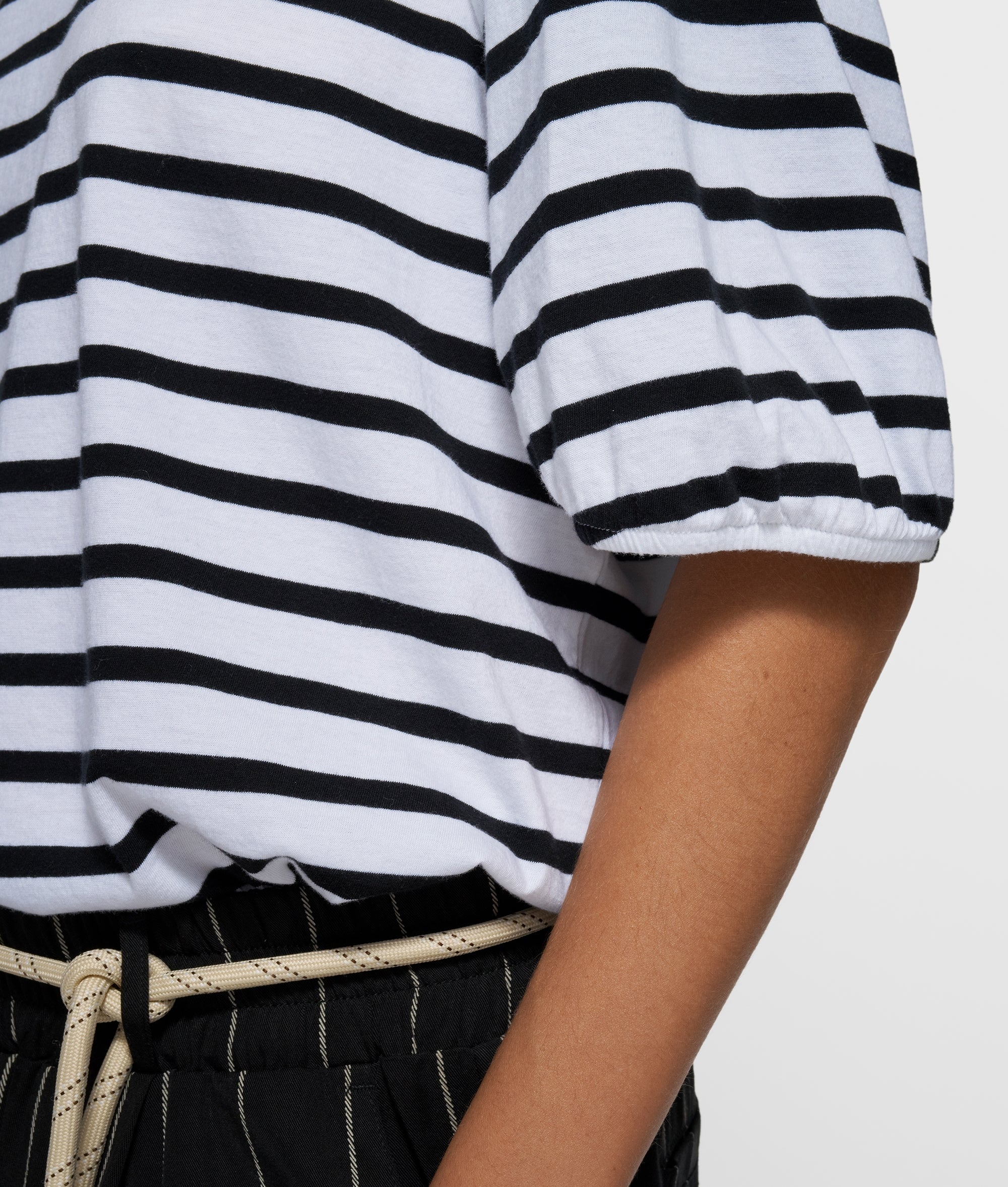balloon tee stripes | white/black - Image 2