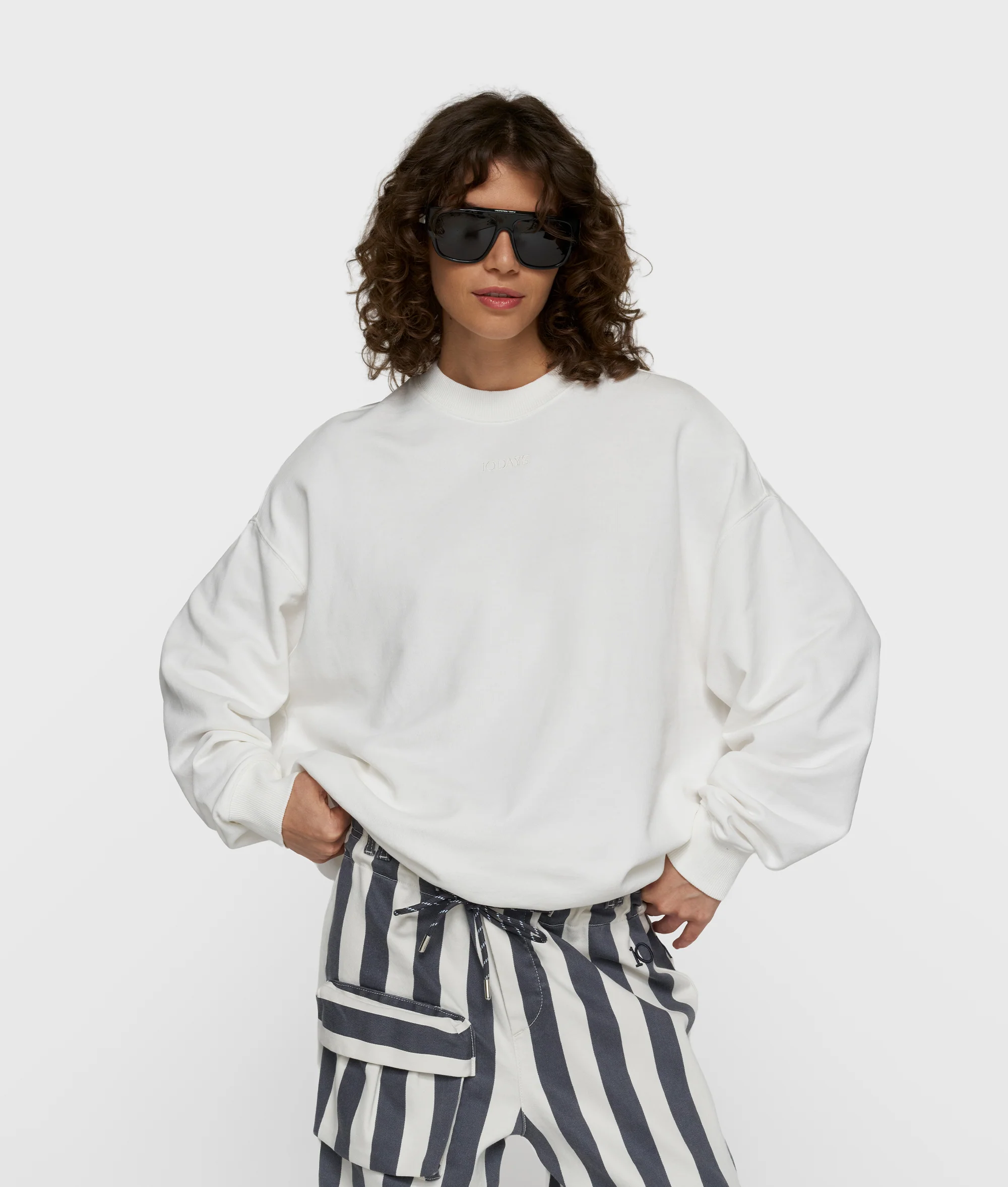 baseball sweater yin yang | ecru
