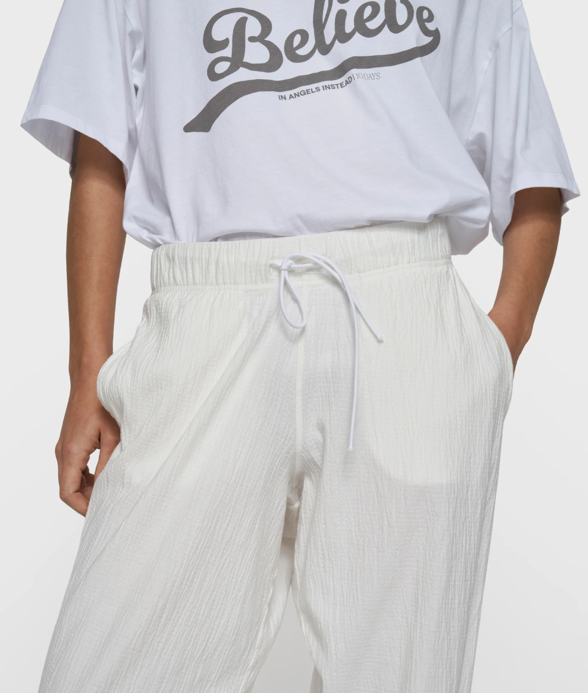 cropped easy jogger | ecru - Image 4