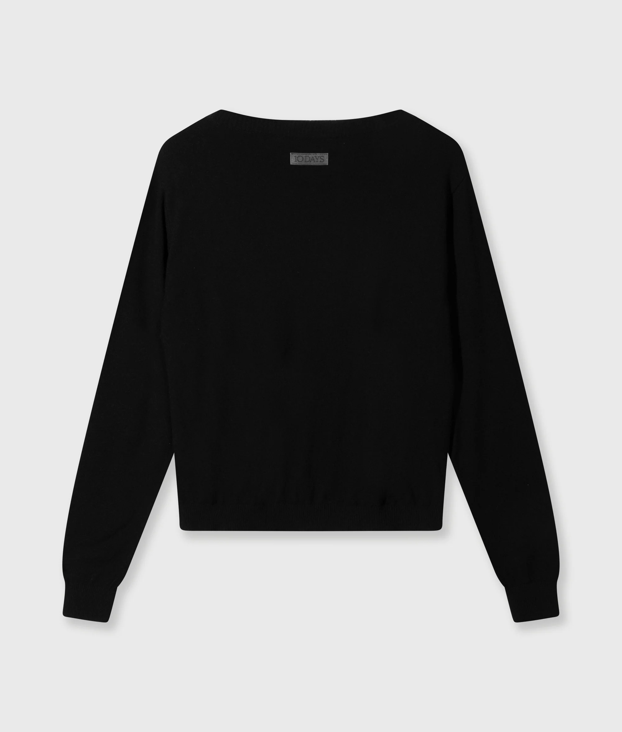 deep neck knit sweater | black - Image 6