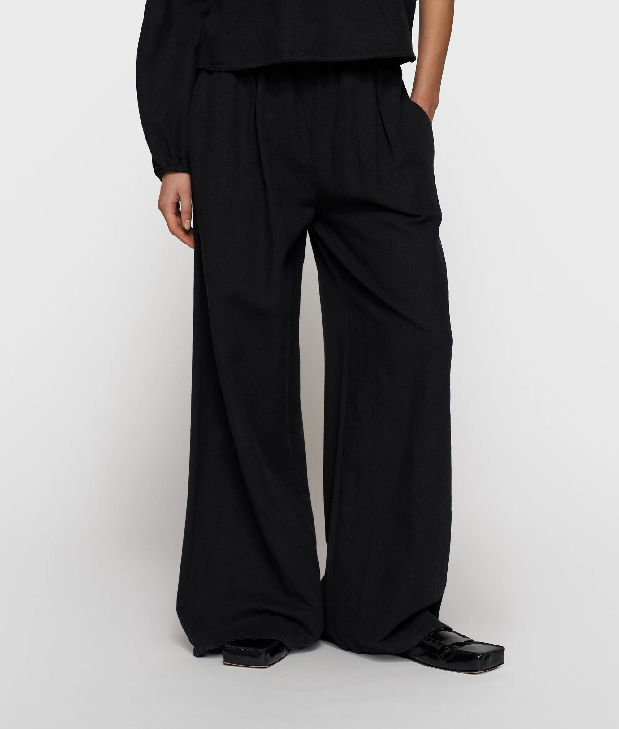 flowy pants linen | black - Image 2