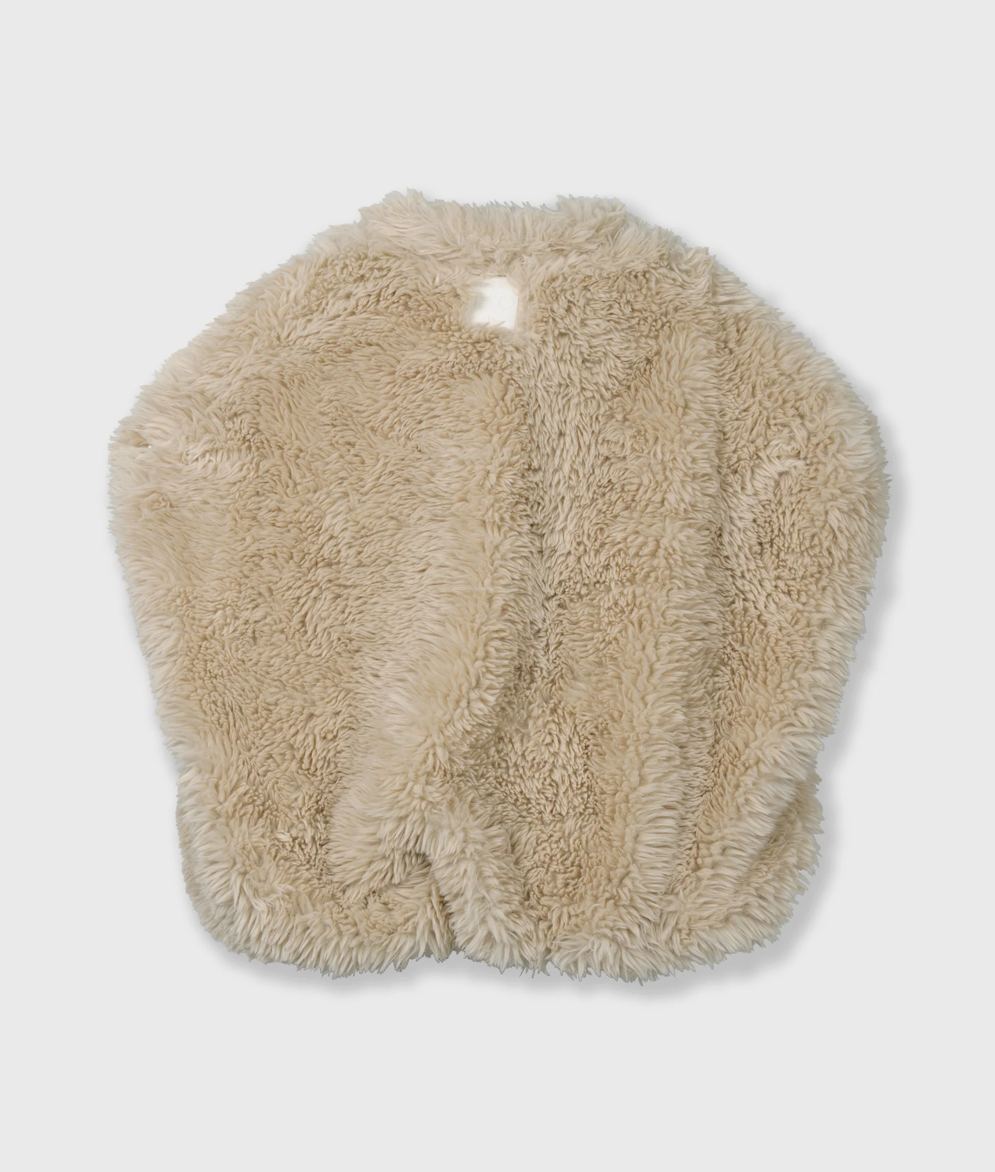 fluffy gilet | pearl - Image 8