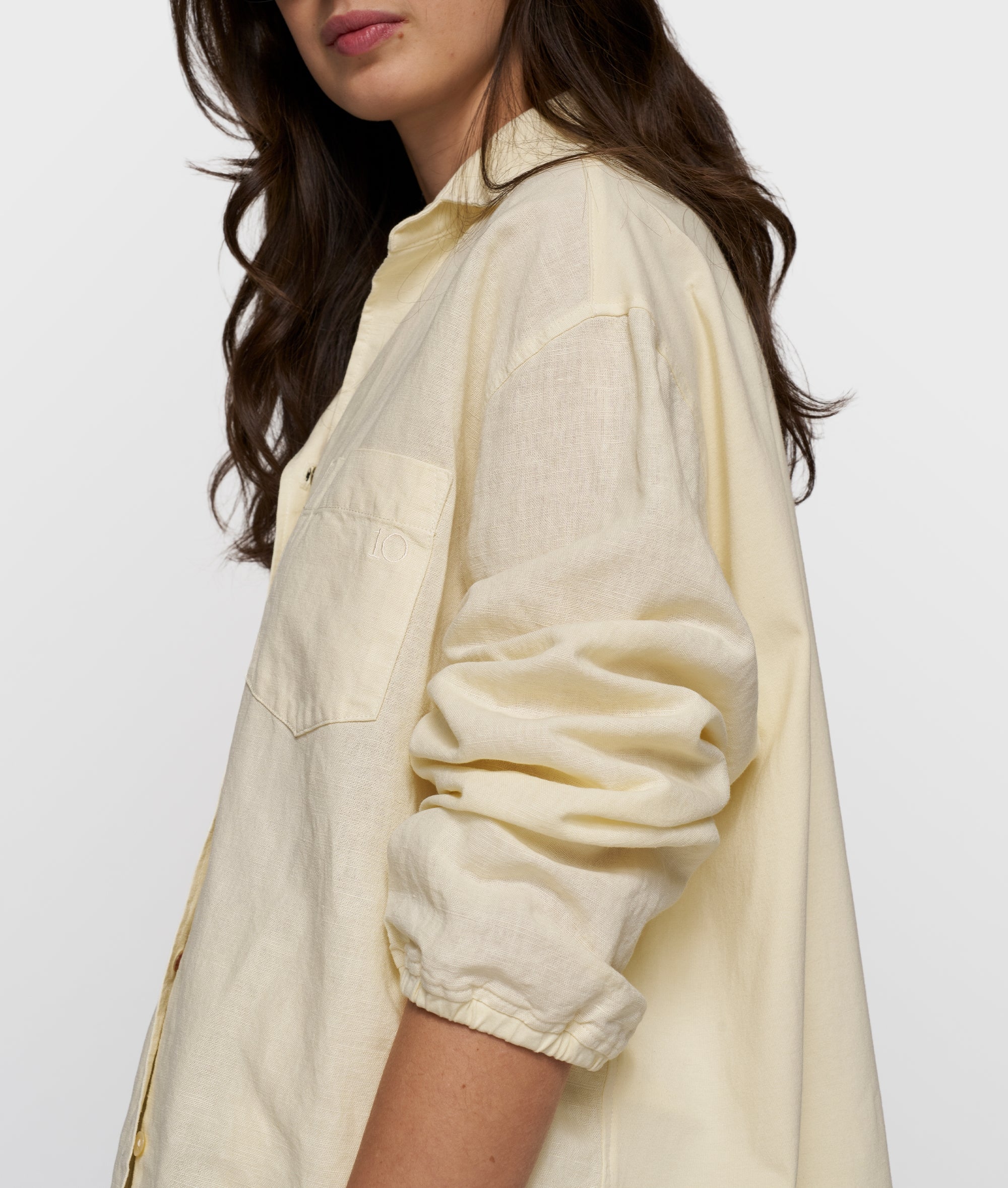 linen shirt | soft vanilla - Image 2