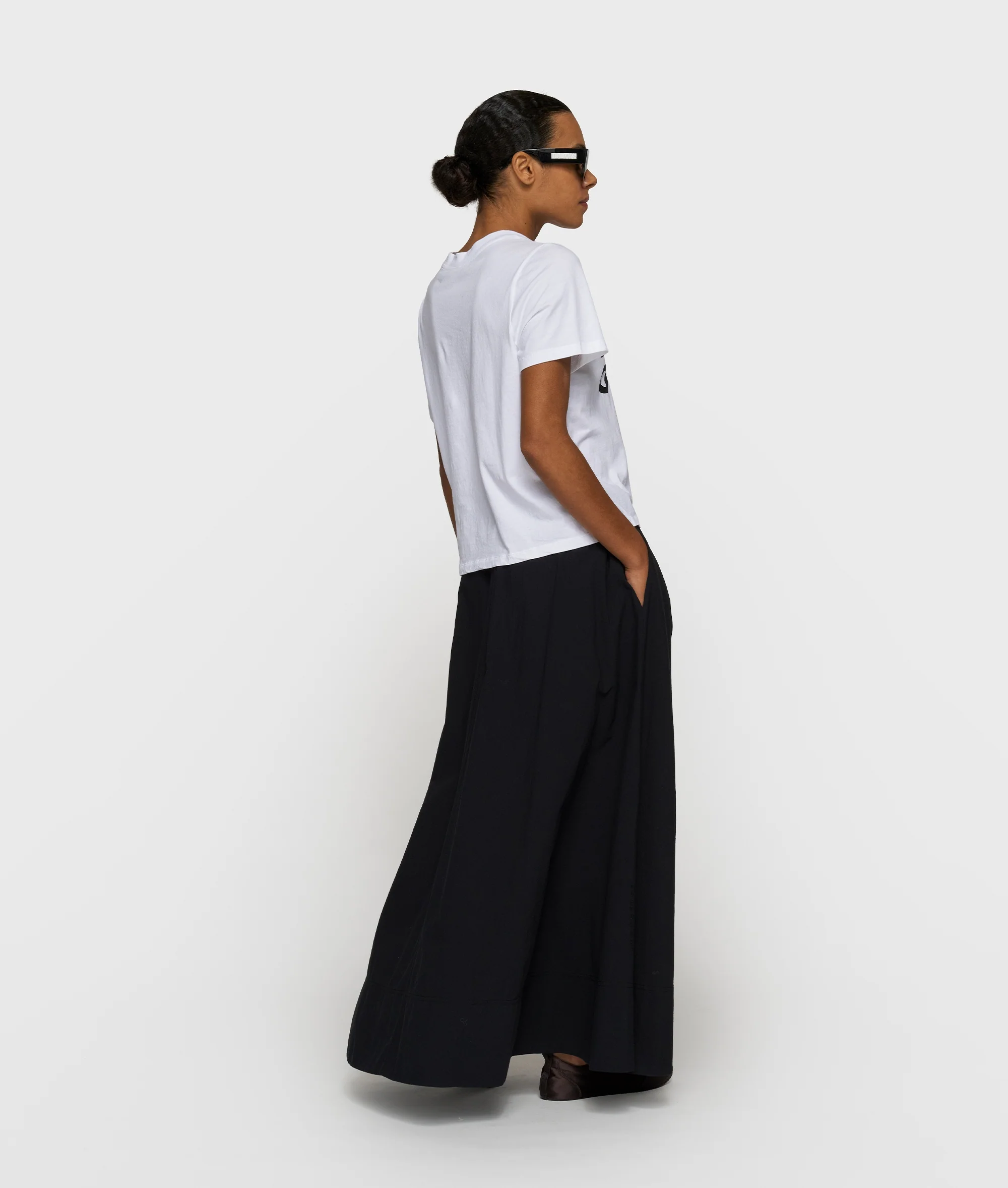 love petite tee | white - Image 4