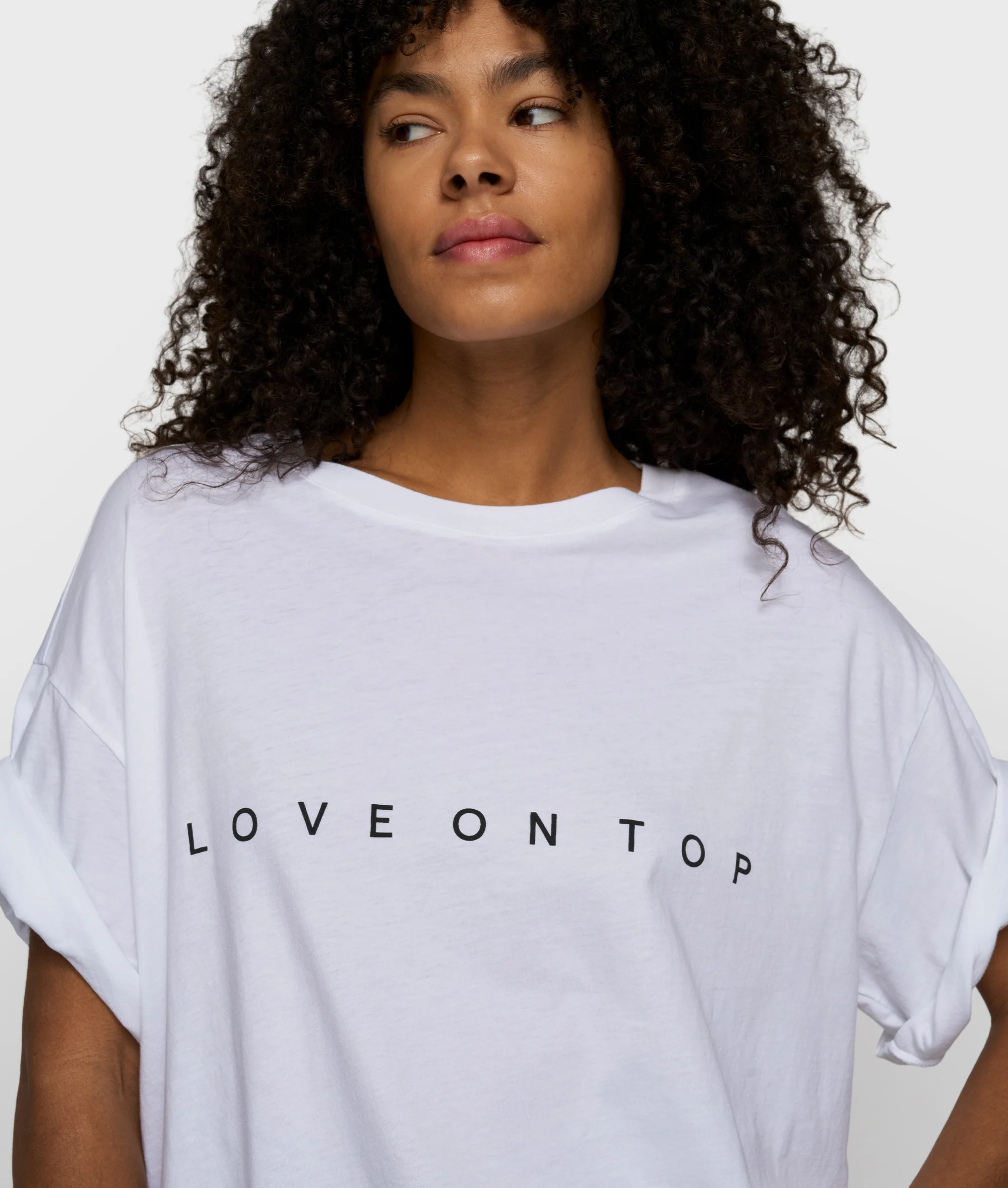 love tee | white - Image 2