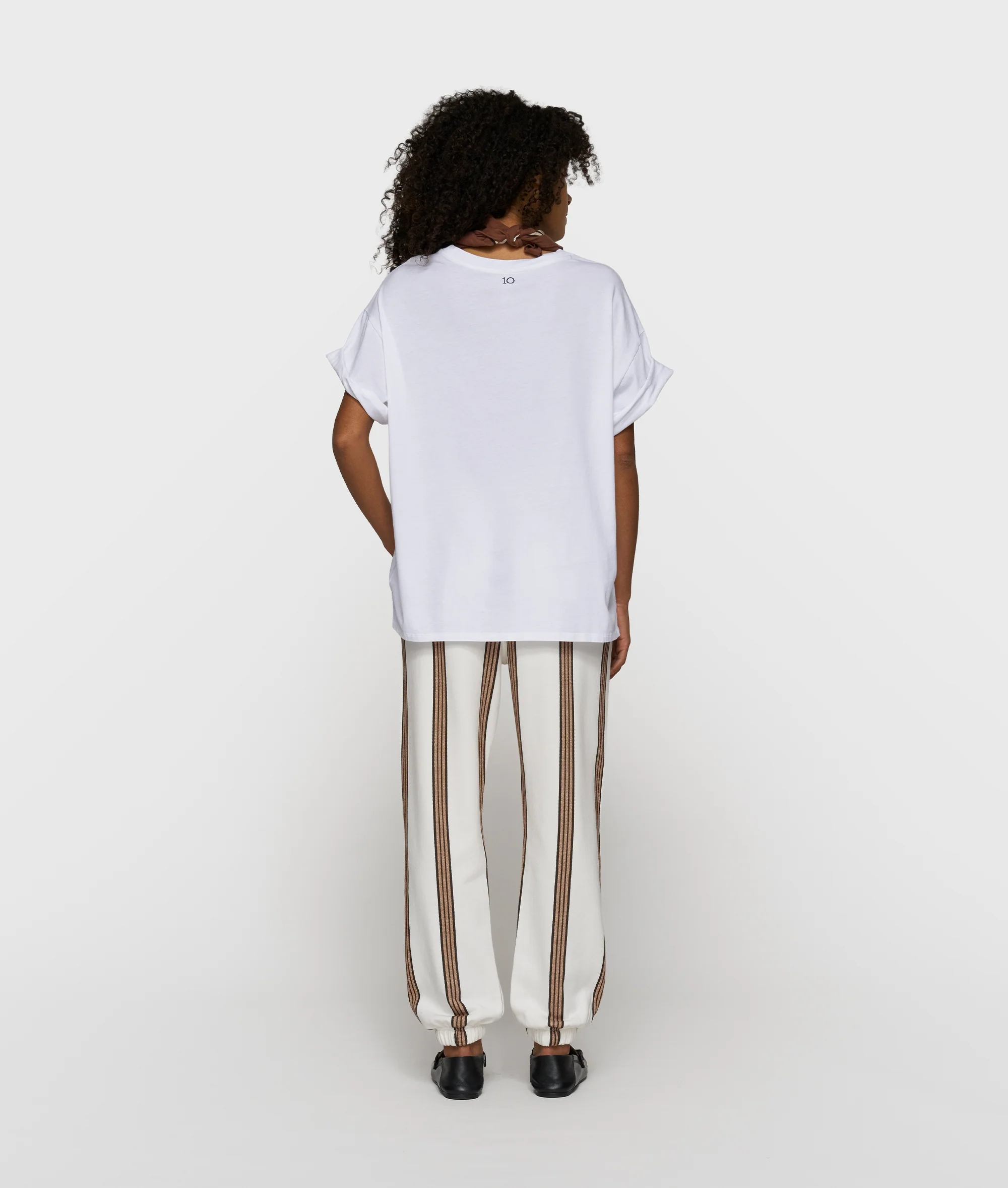 love tee | white - Image 4