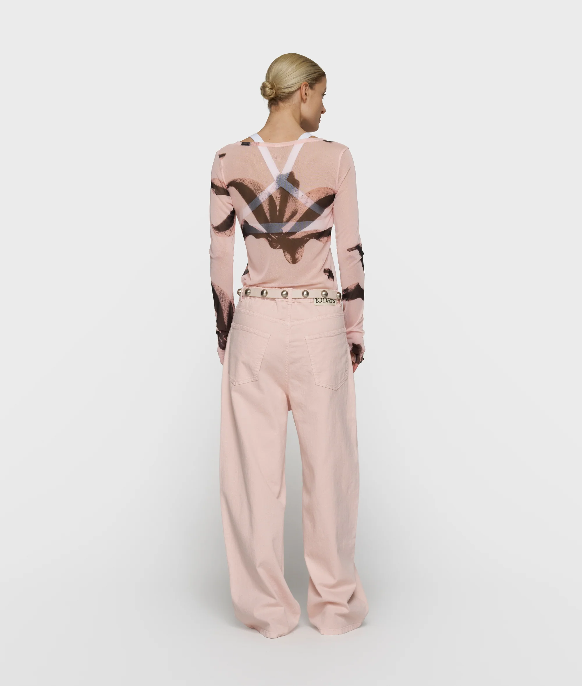 mesh long sleeve flower | powder - Image 4
