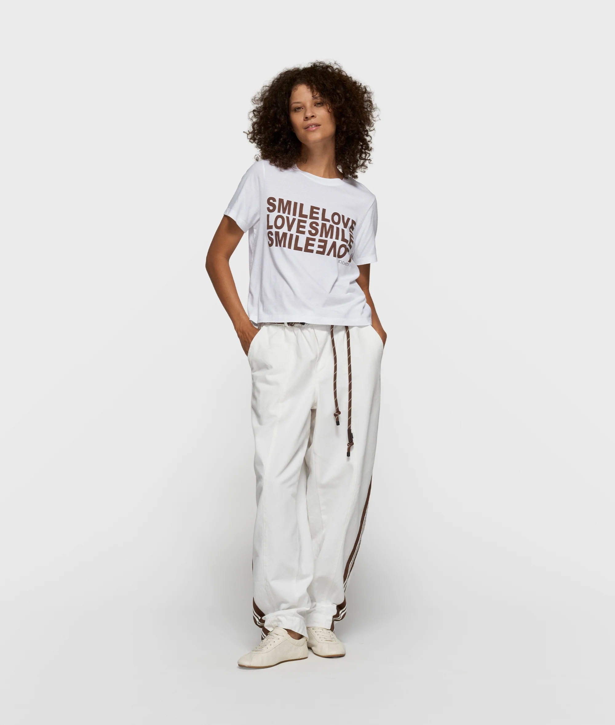 petit smile love tee | white - Image 3