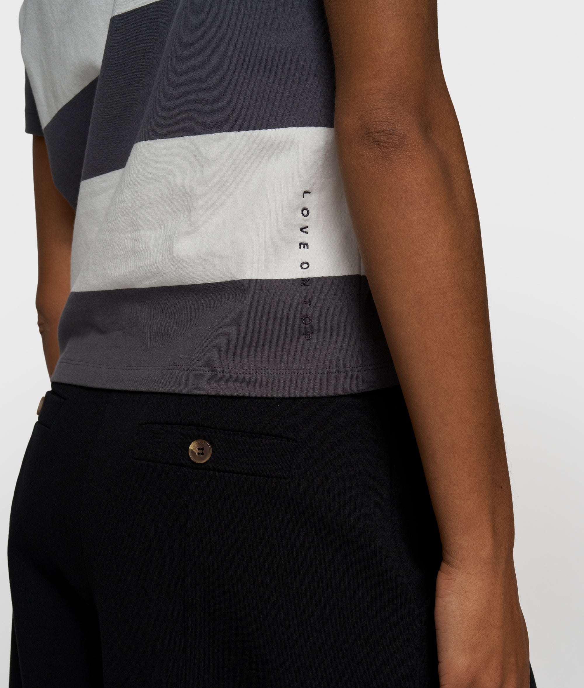 petite tee stripes | white/brownish grey - Image 2