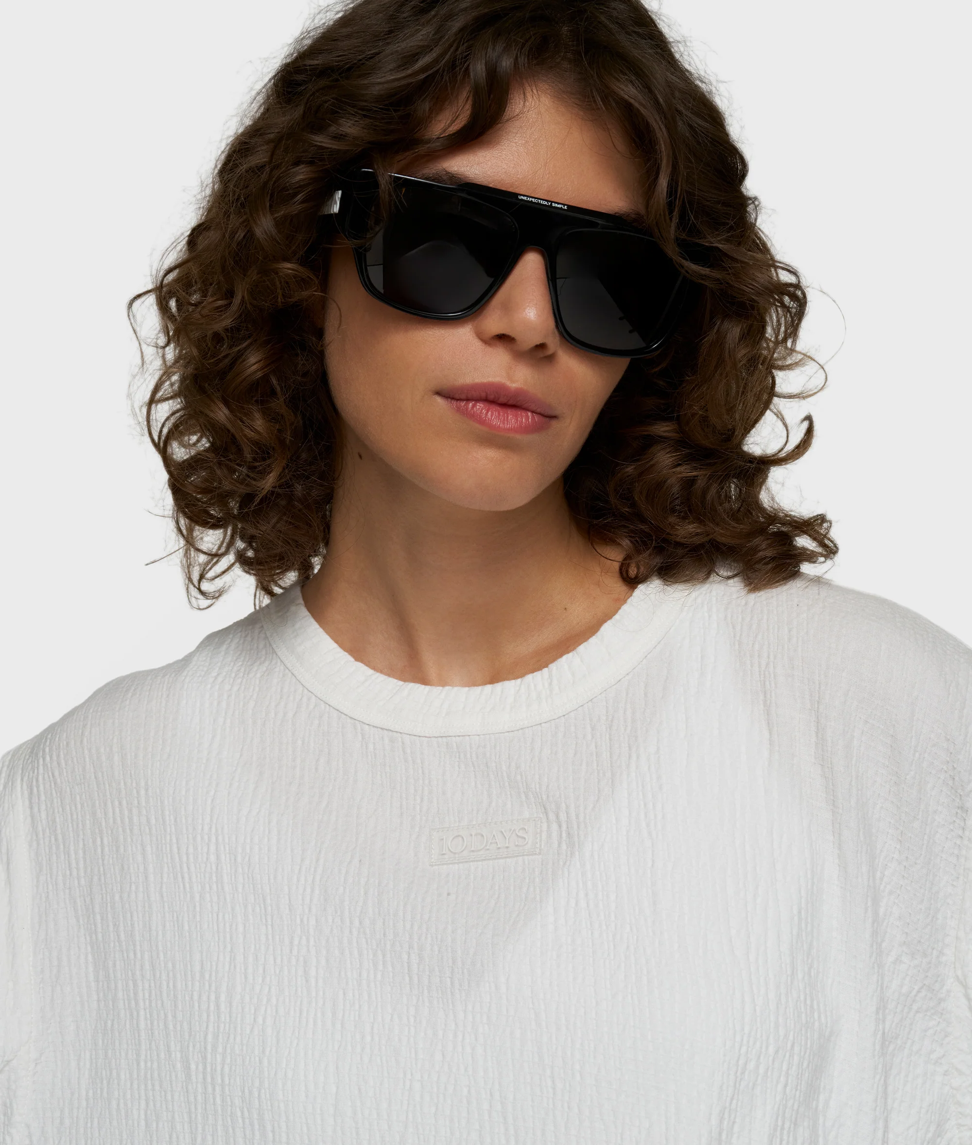 round neck tee | ecru - Image 2