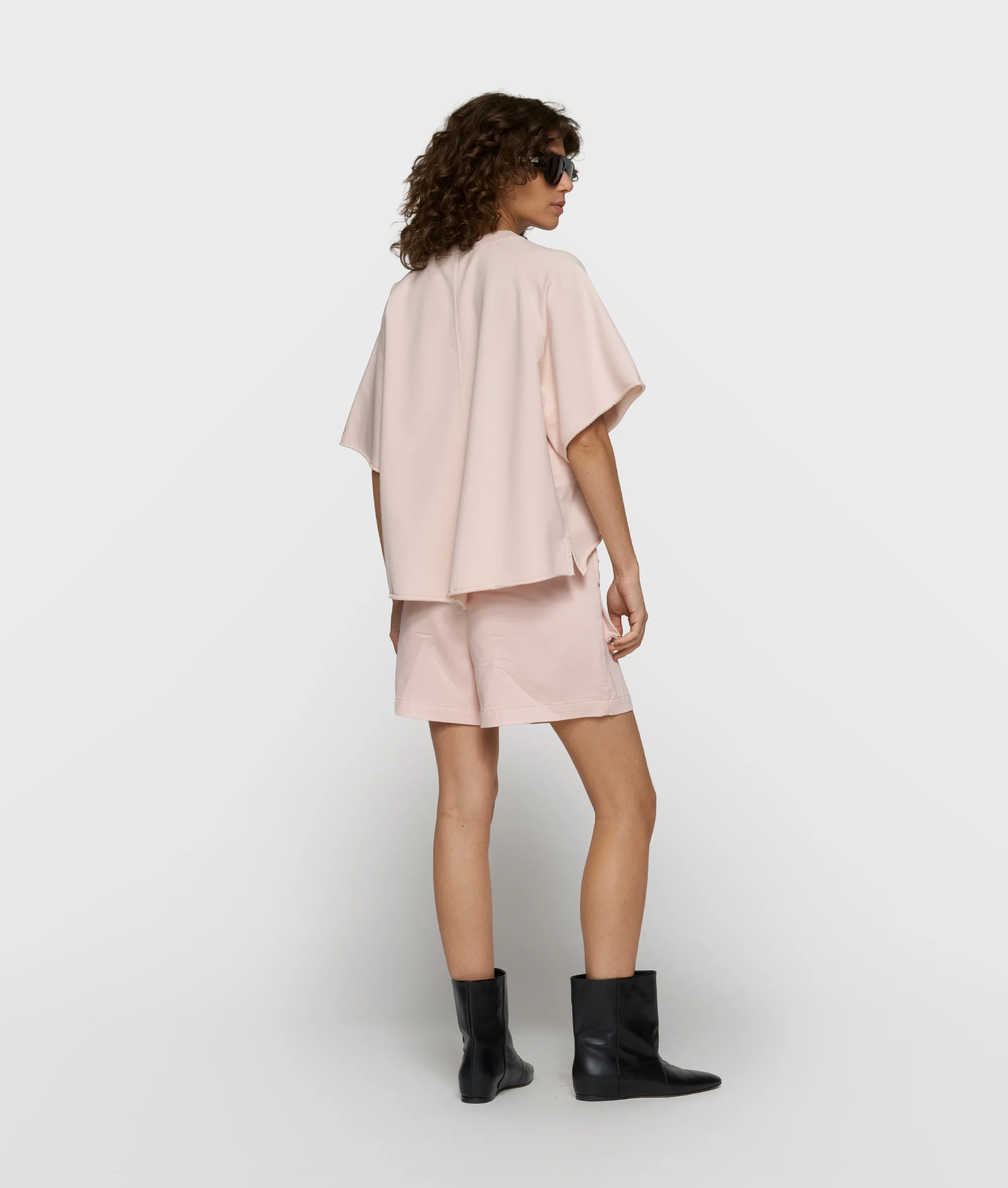short sleeve LA sweater | powder - Image 4