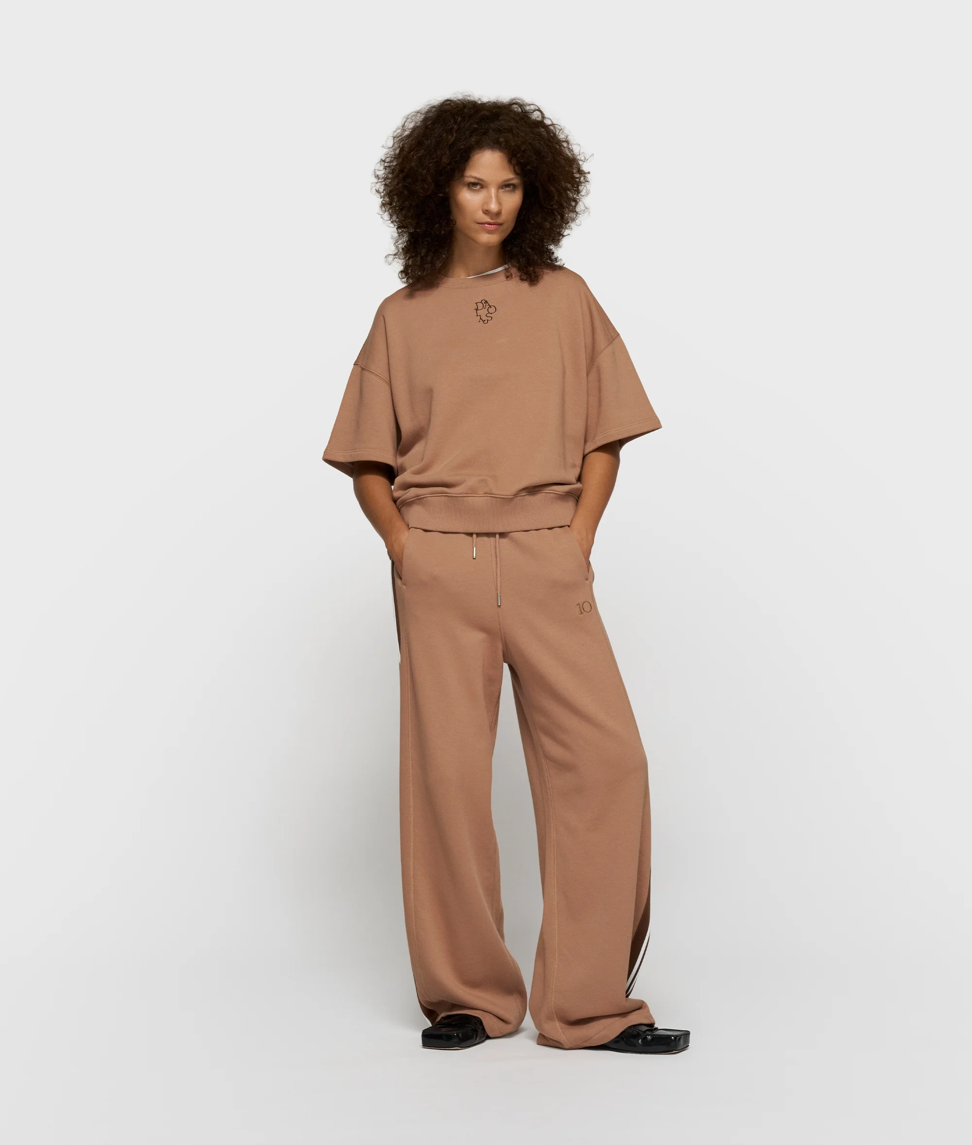 short sleeve sweater | fudge - Image 3