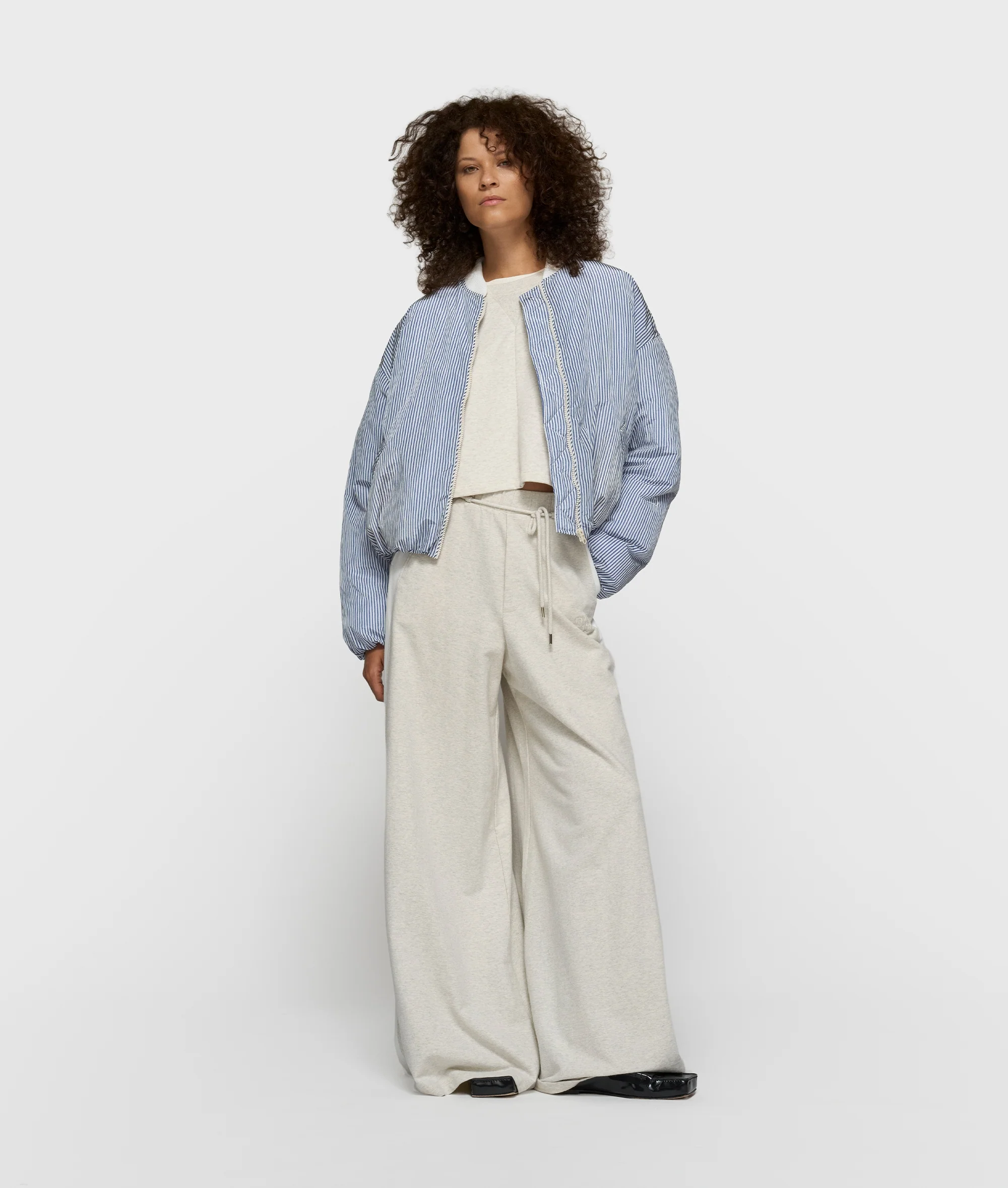 shoulder gathering tee | soft white melee - Image 6