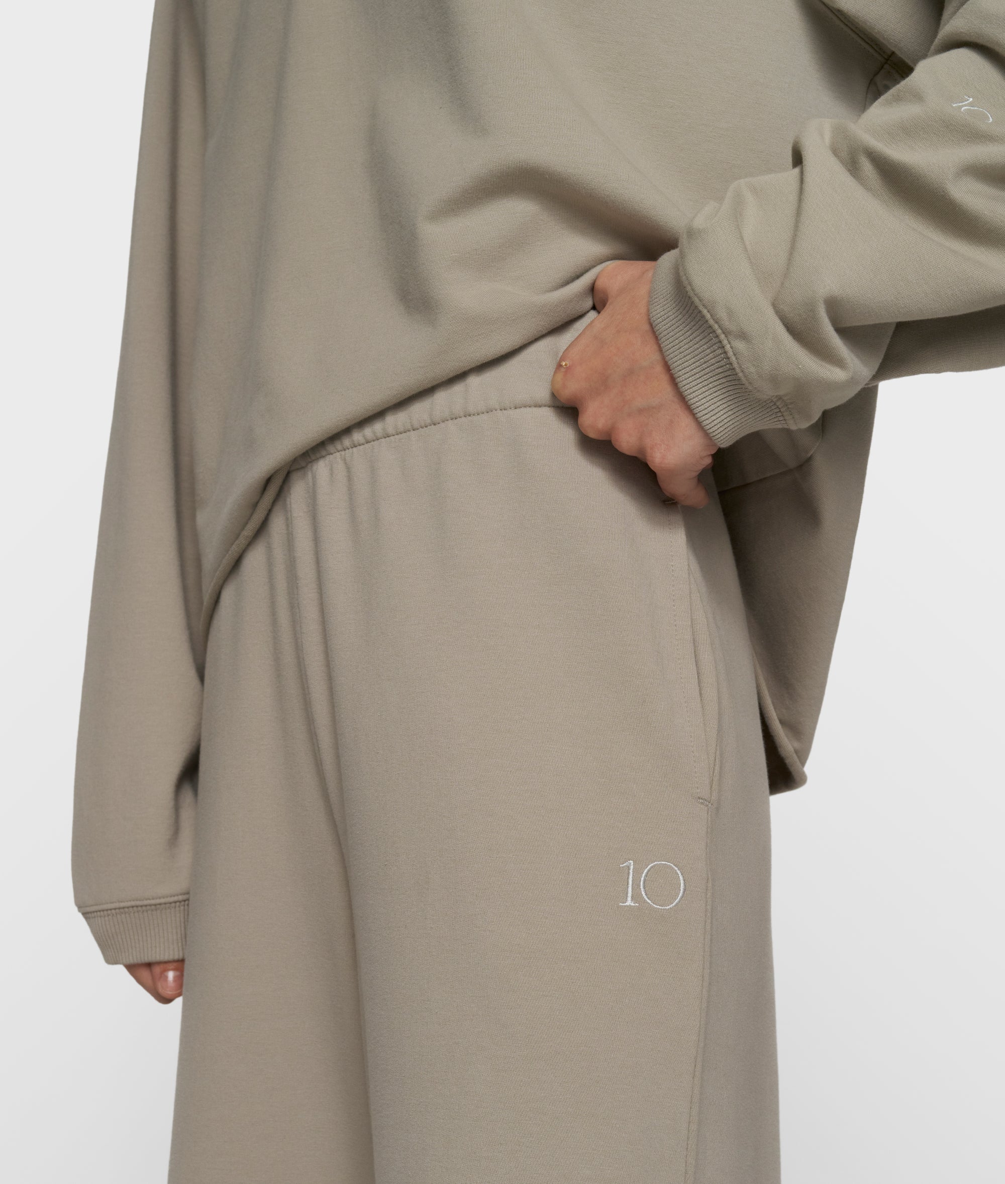 silent chique wide jogger | fog - Image 4
