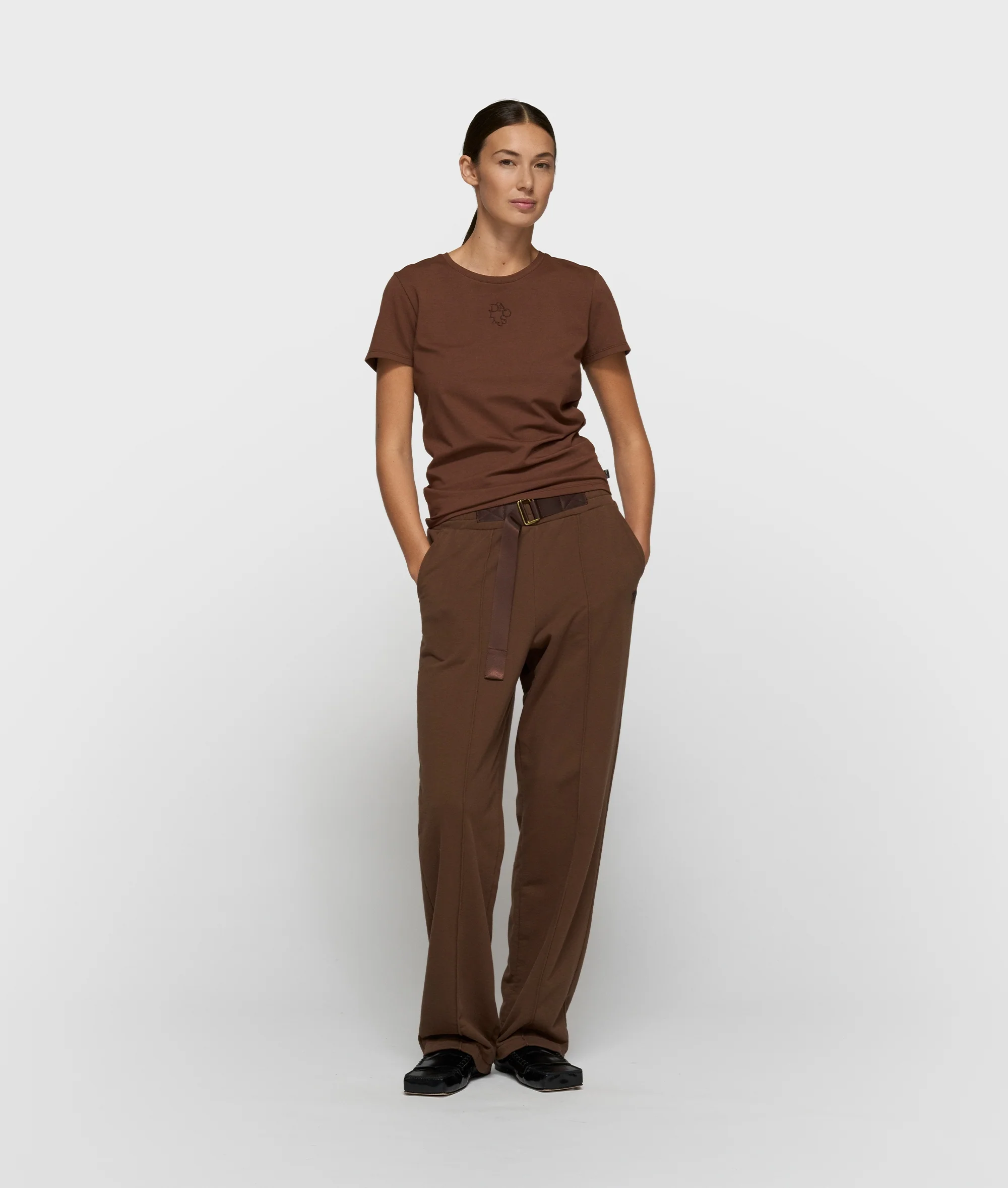 slim short sleeve tee | dark truffle - Image 3