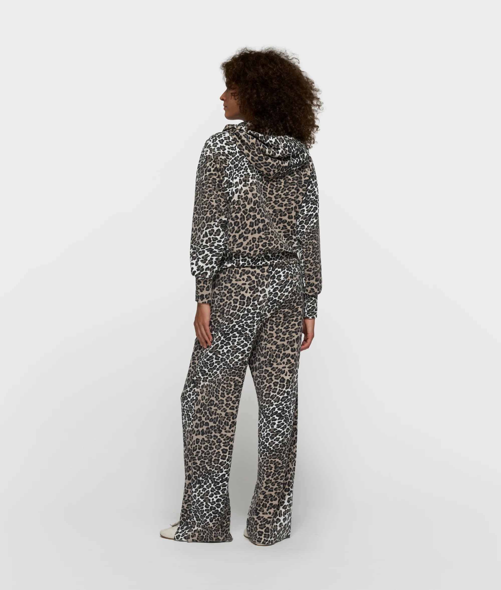 soft scuba hoodie leopard | ecru - Image 4