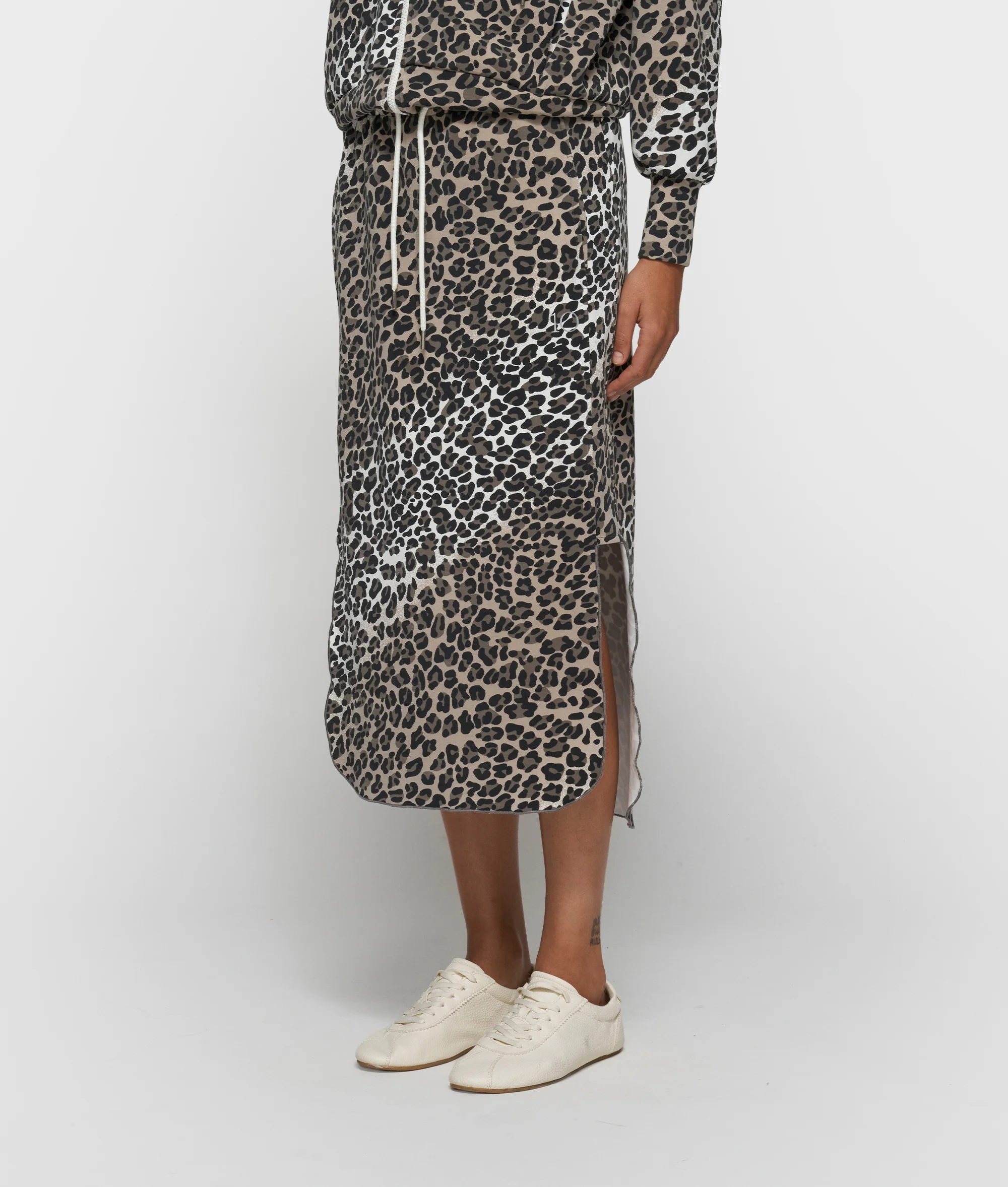 soft scuba skirt leopard | ecru - Image 2