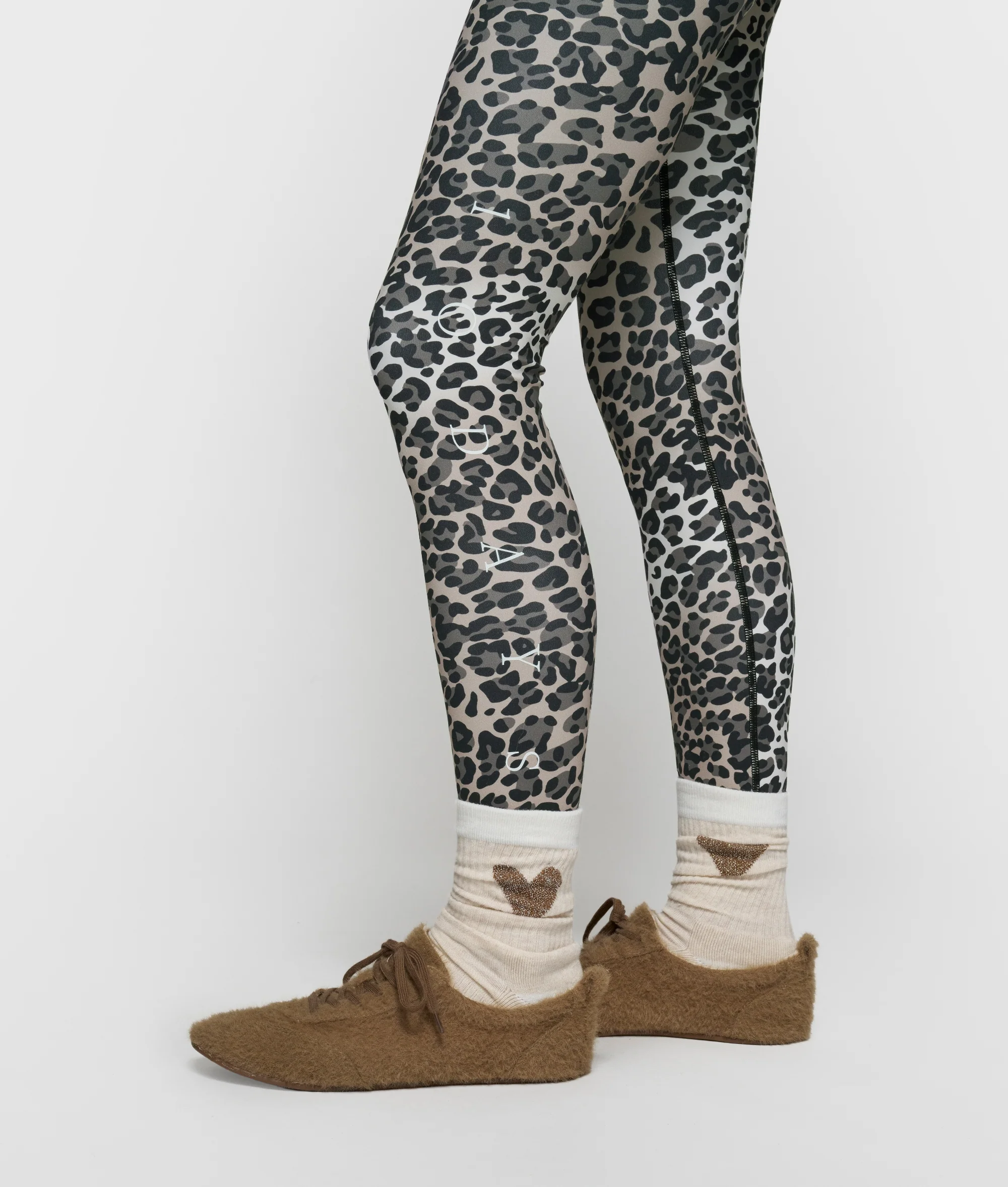 sporty leggings leopard | ecru - Image 6