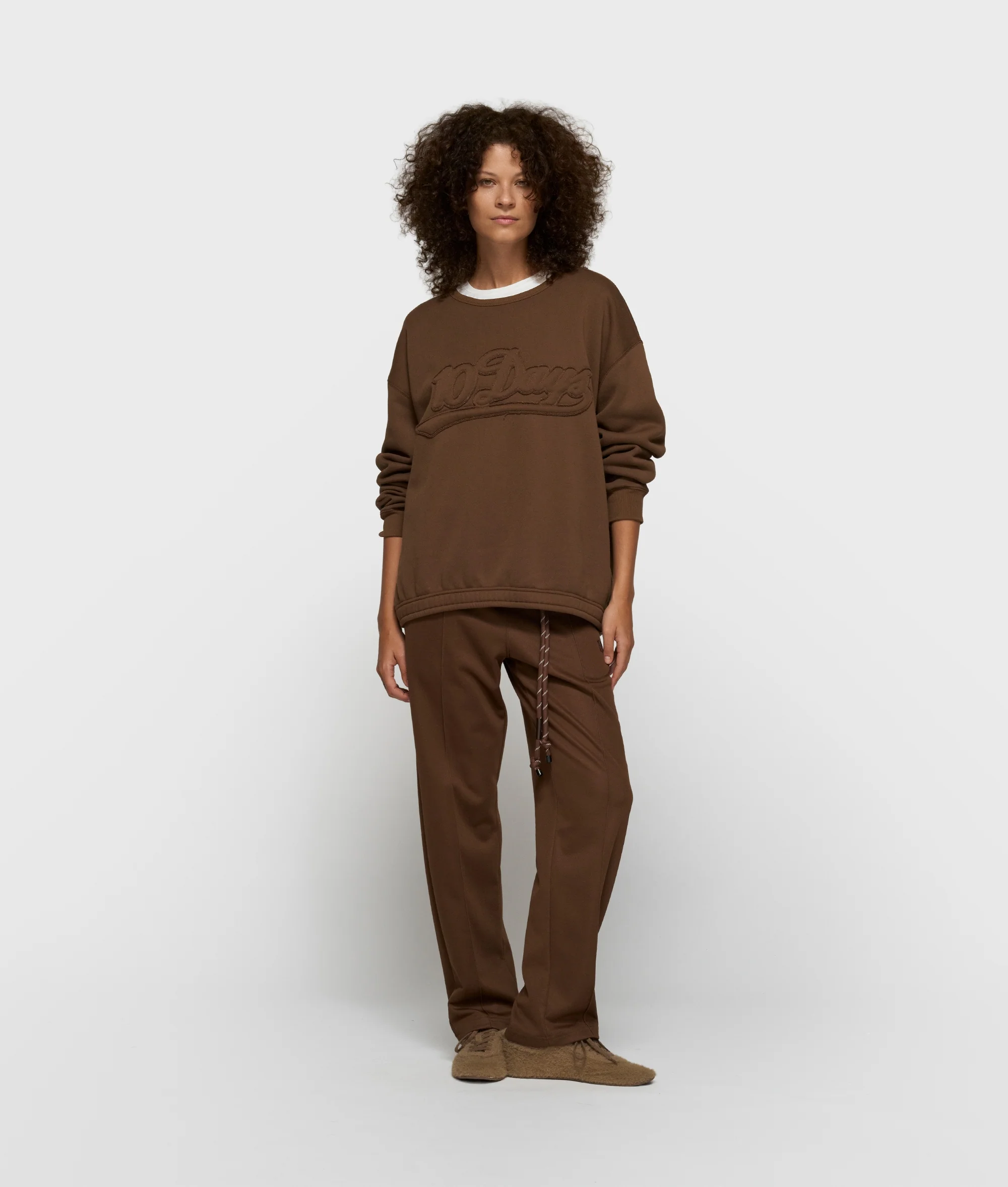 statement sweater | dark truffle - Image 3