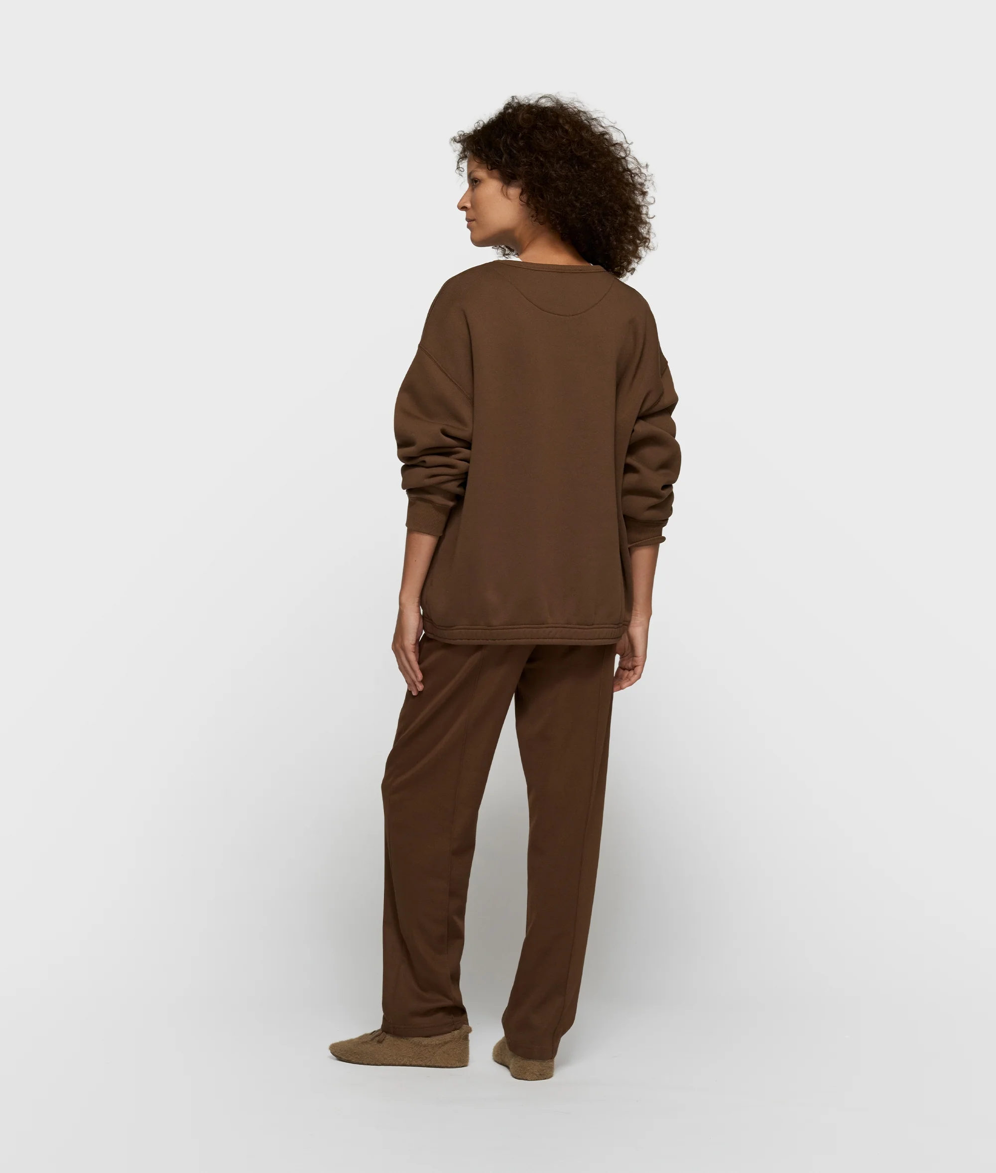 statement sweater | dark truffle - Image 4