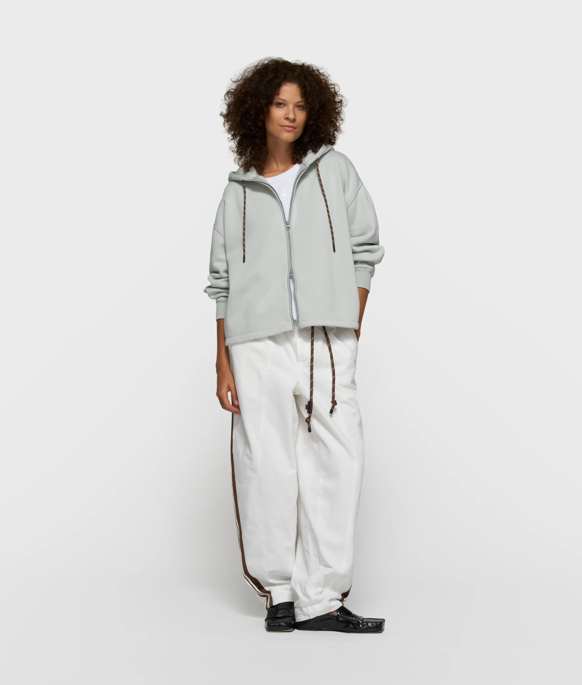 statement zip hoodie | clean blue - Image 3