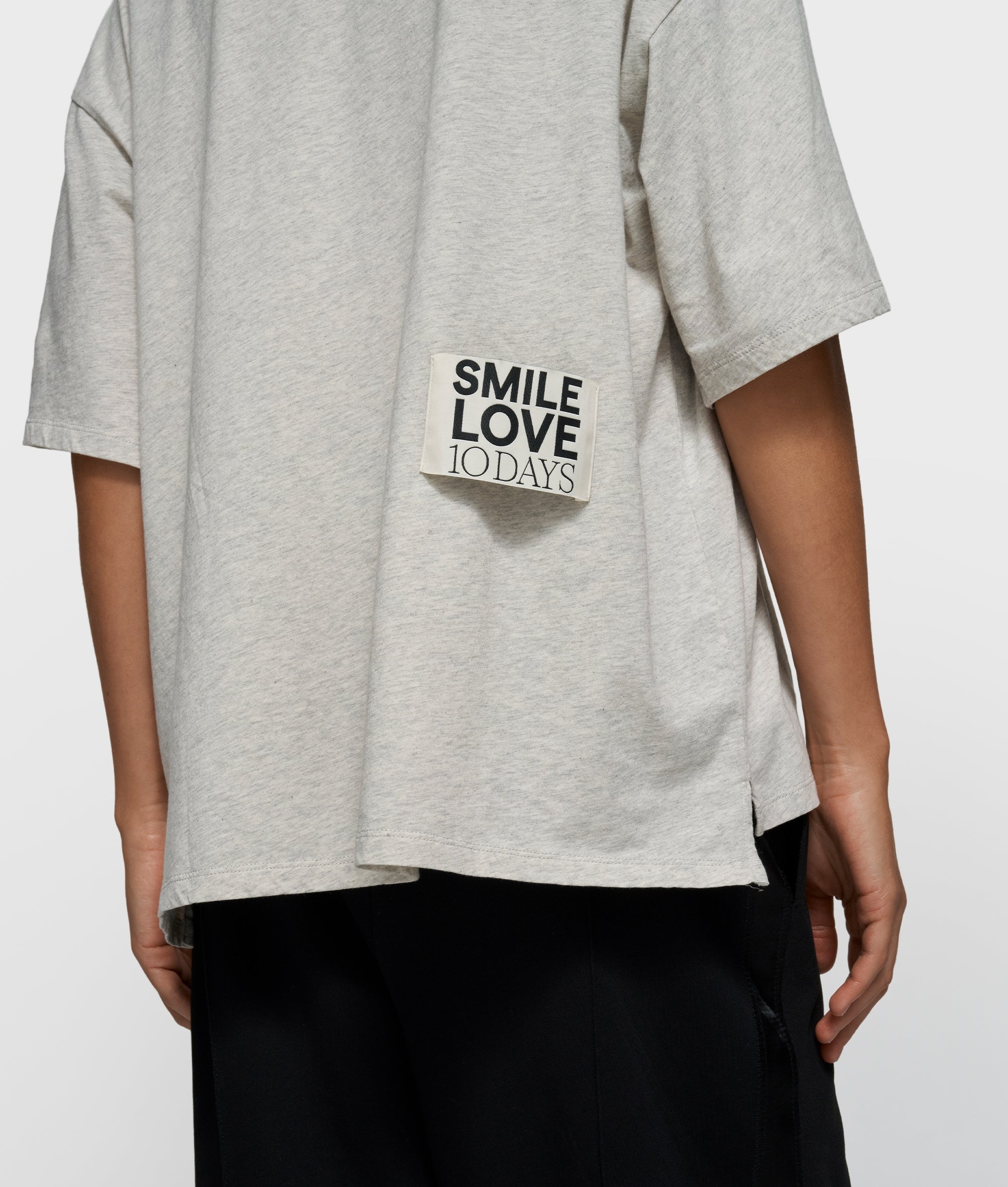 tee smile love | soft white melee - Image 5
