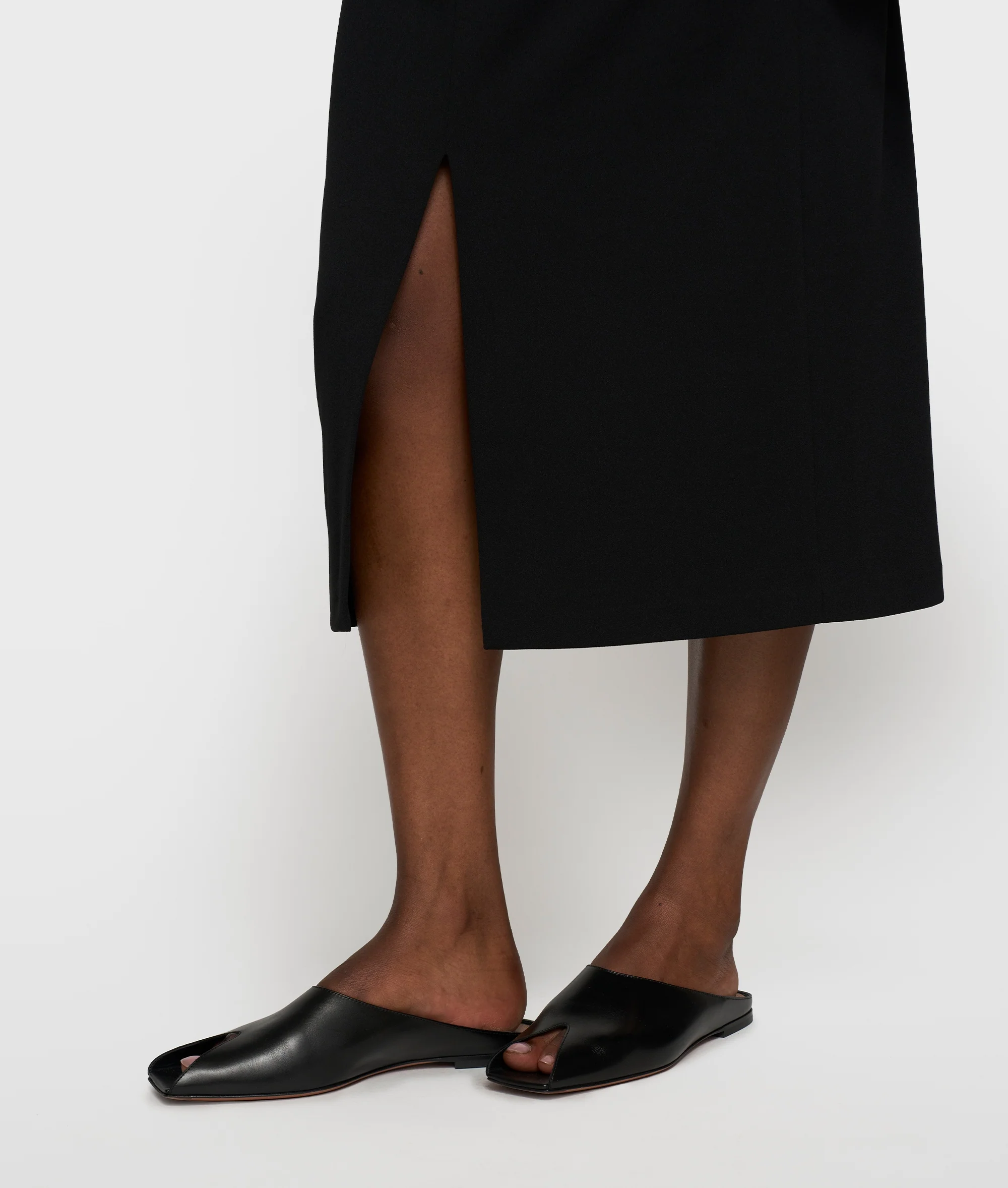 The Boardroom Skirt | black - Image 4