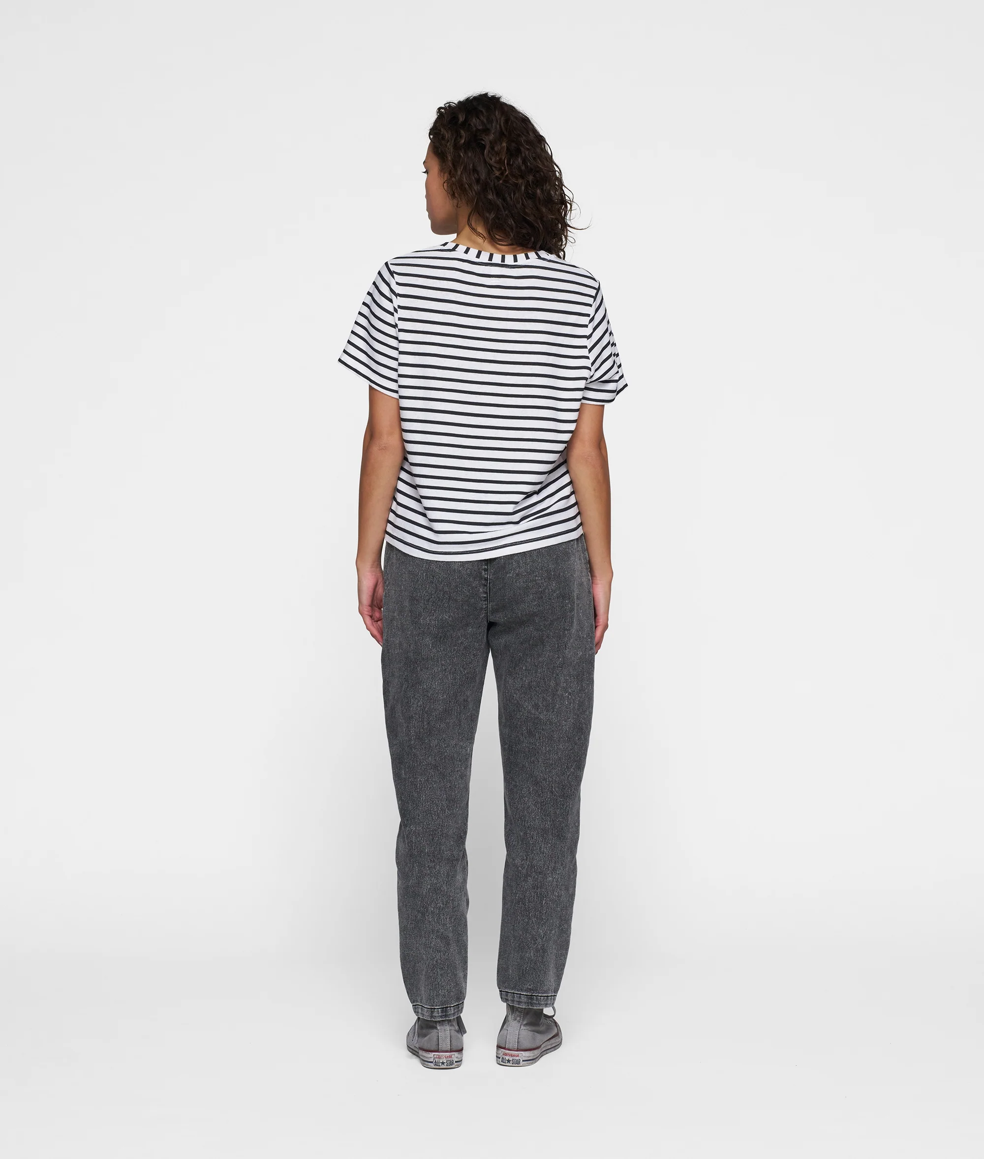 THE PETITE TEE STRIPES | white/black - Image 4