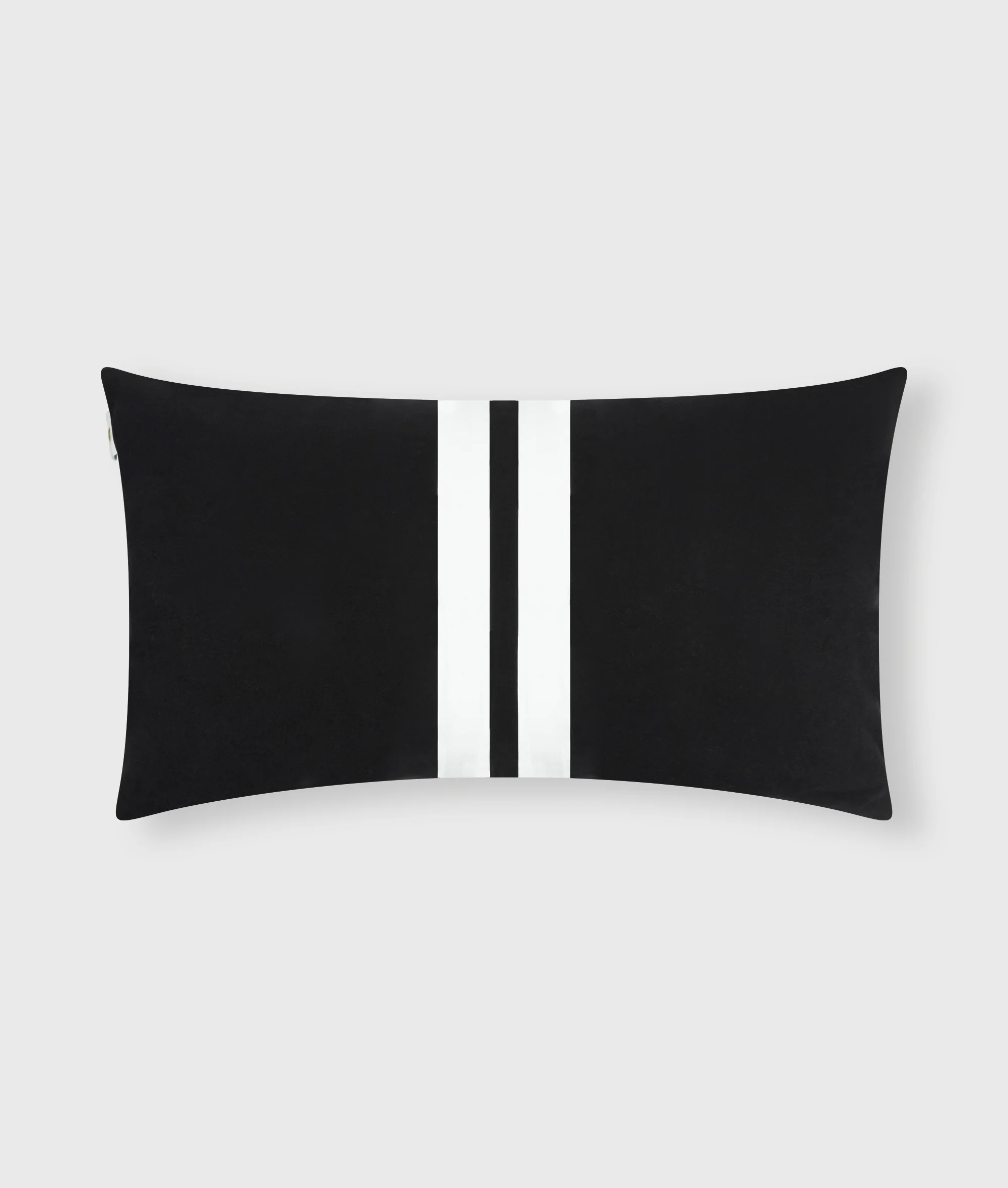 THE PILLOW COVER LONG | black