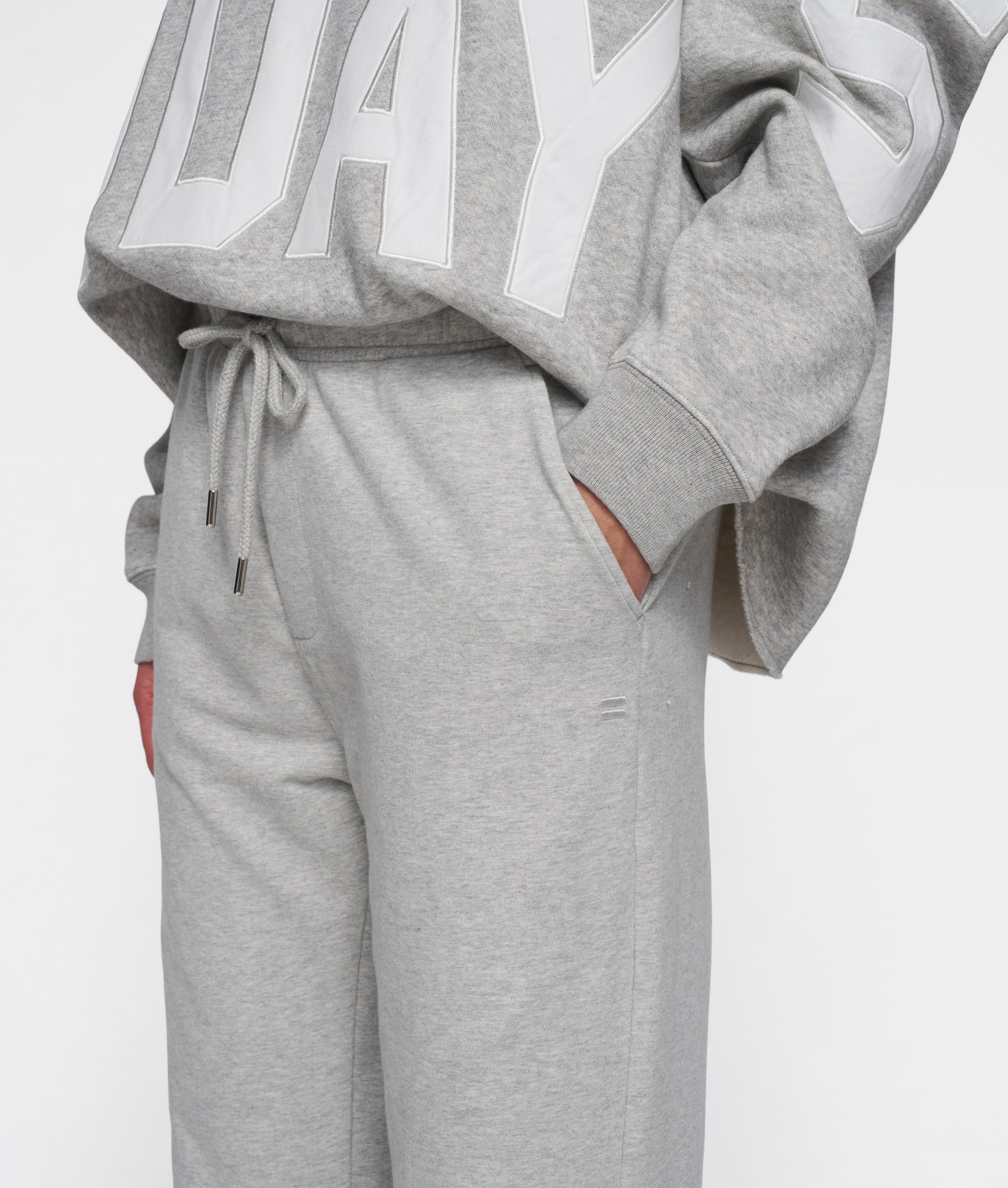 THE STATEMENT LOGO HOODIE | light grey melee - Image 5