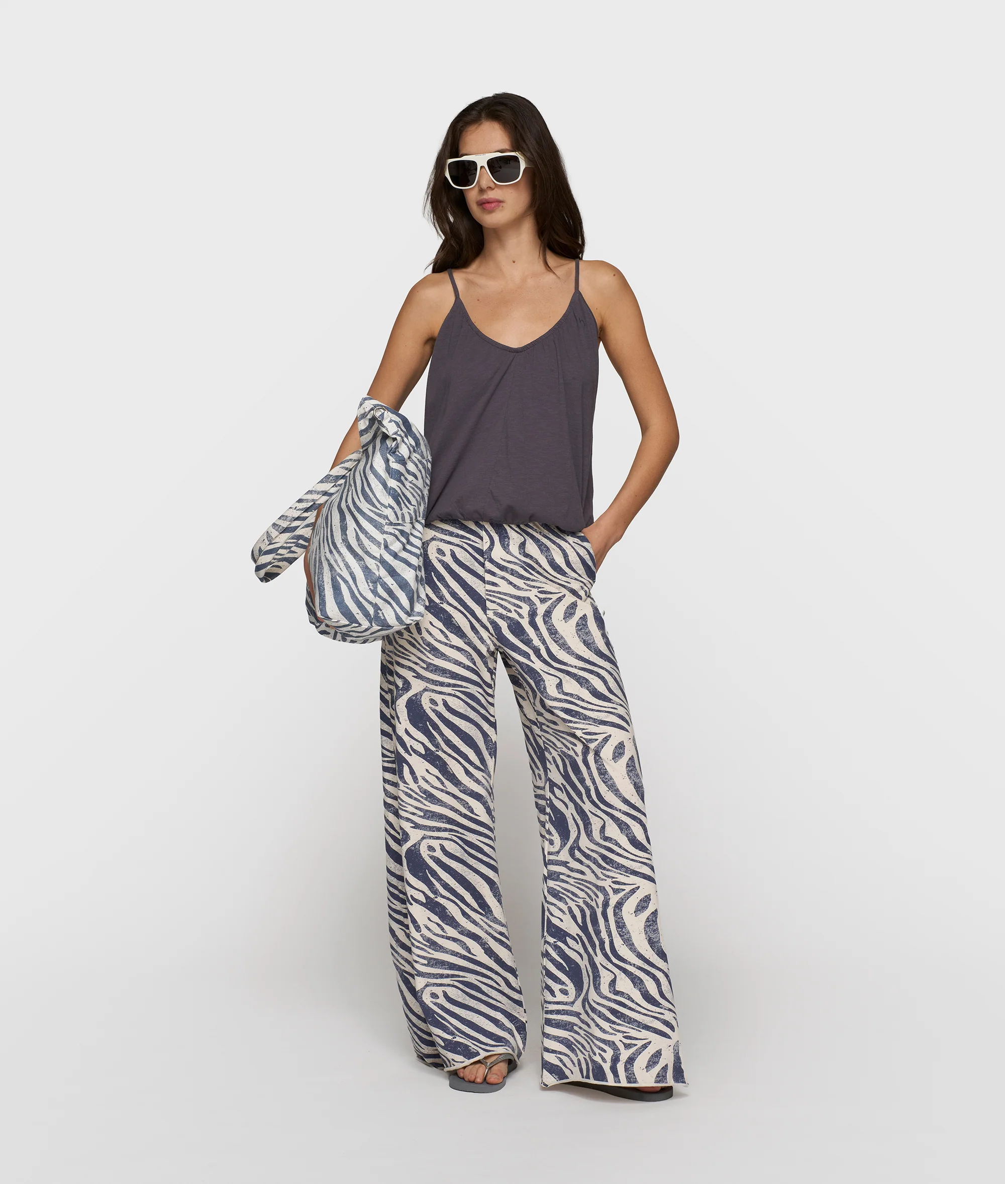 top gathered neck | steel blue - Image 3