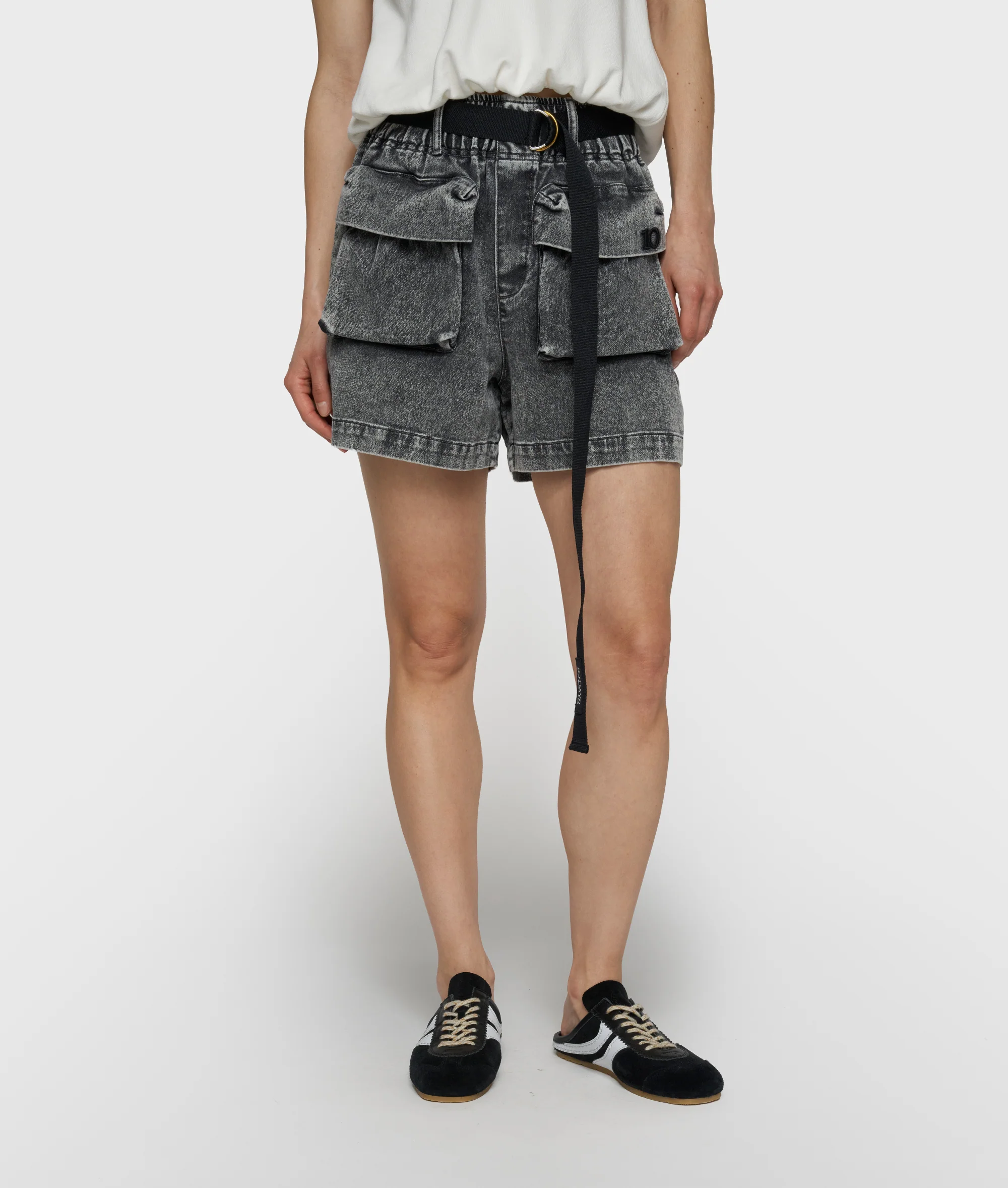 utility shorts jog denim | black - Image 4