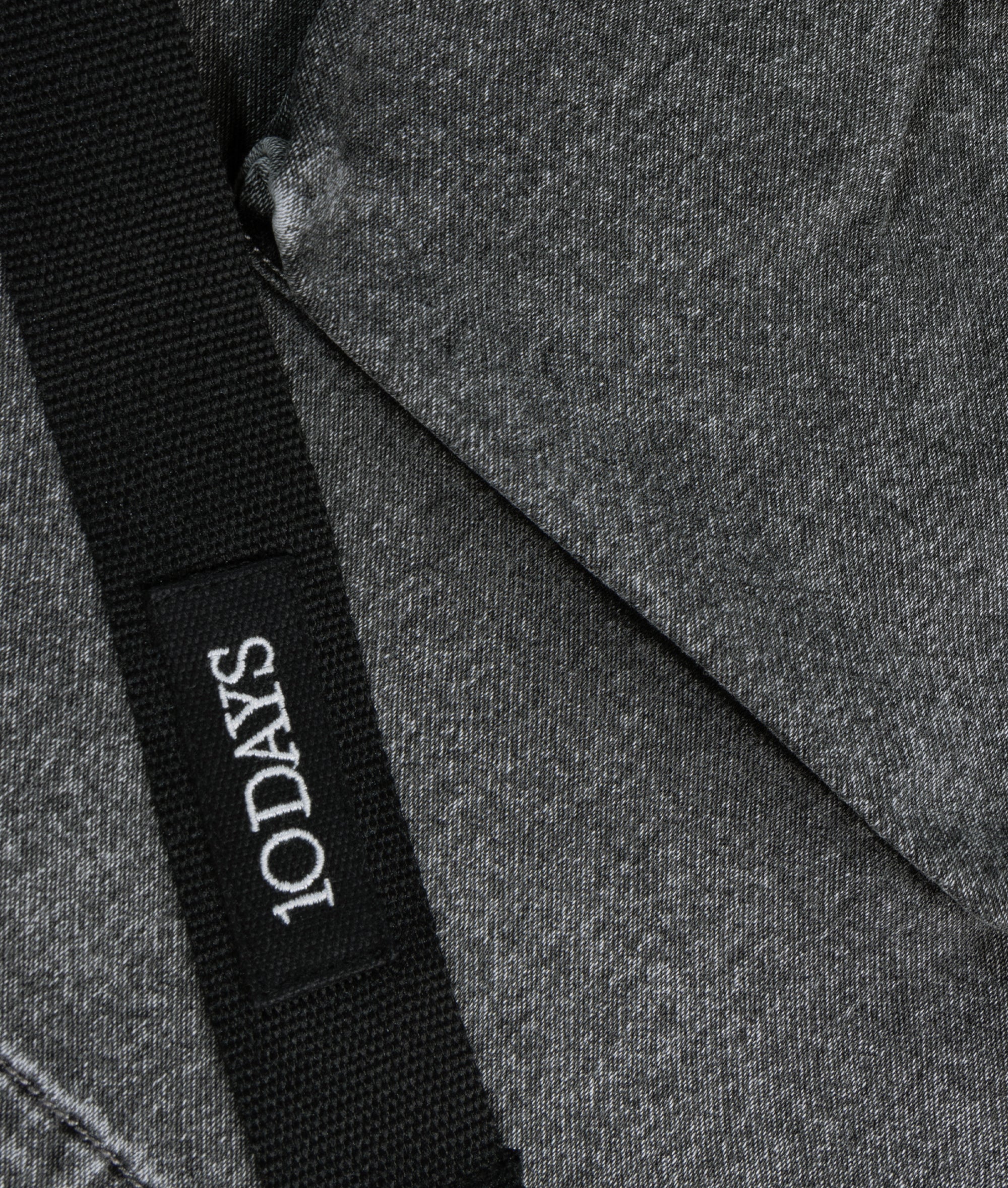 utility shorts jog denim | black - Image 7
