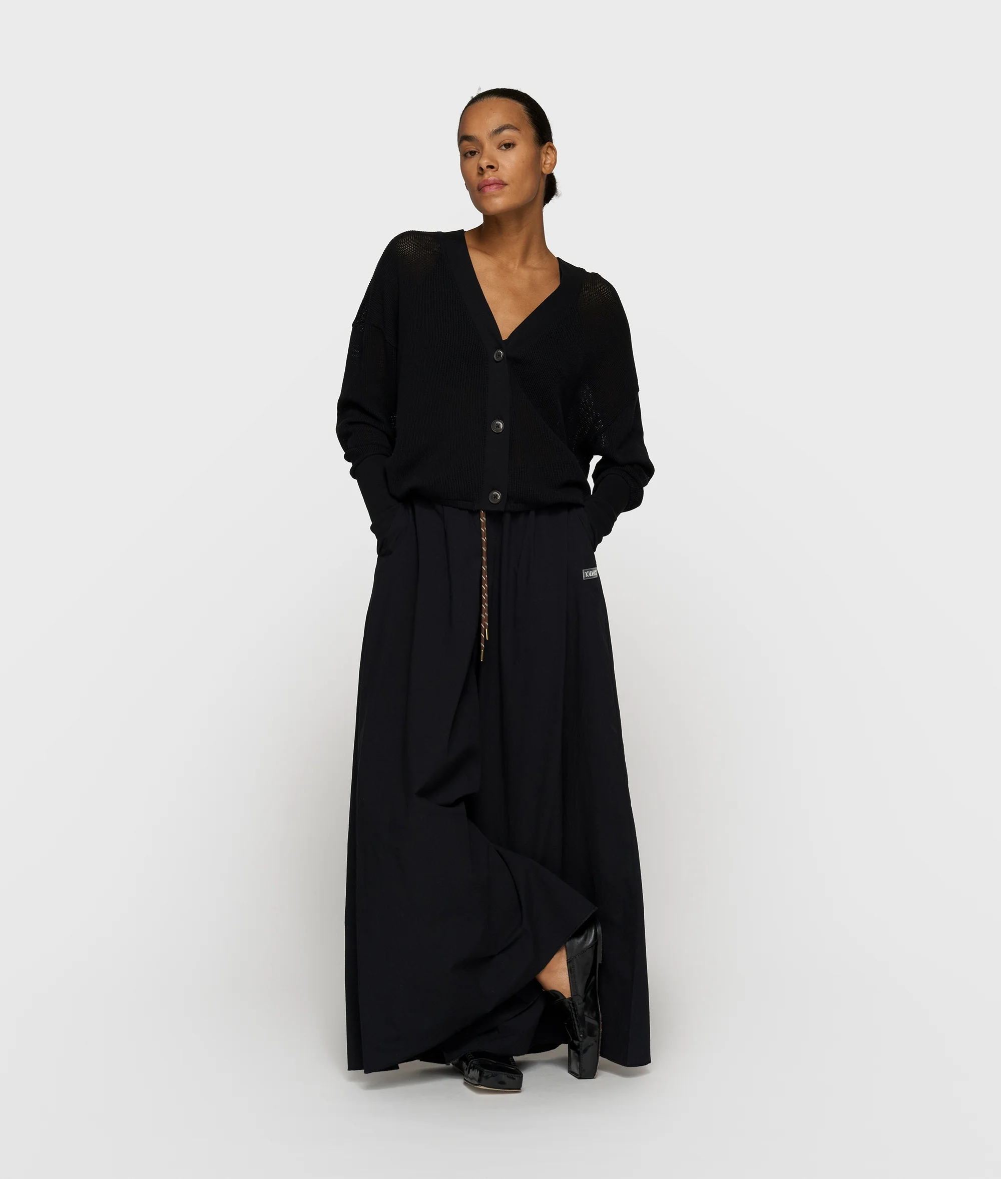 v-neck cardigan mesh | black - Image 3