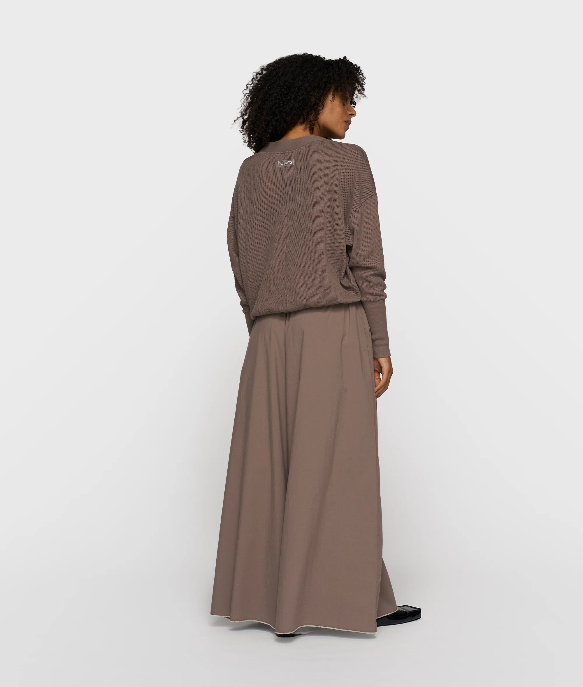 v-neck cardigan mesh | moonrock - Image 4