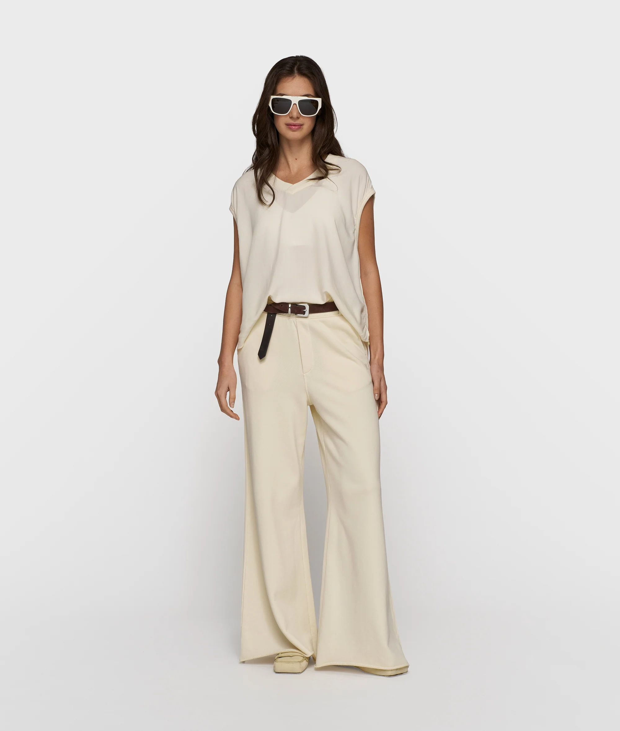 v-neck top viscose | soft vanilla - Image 3