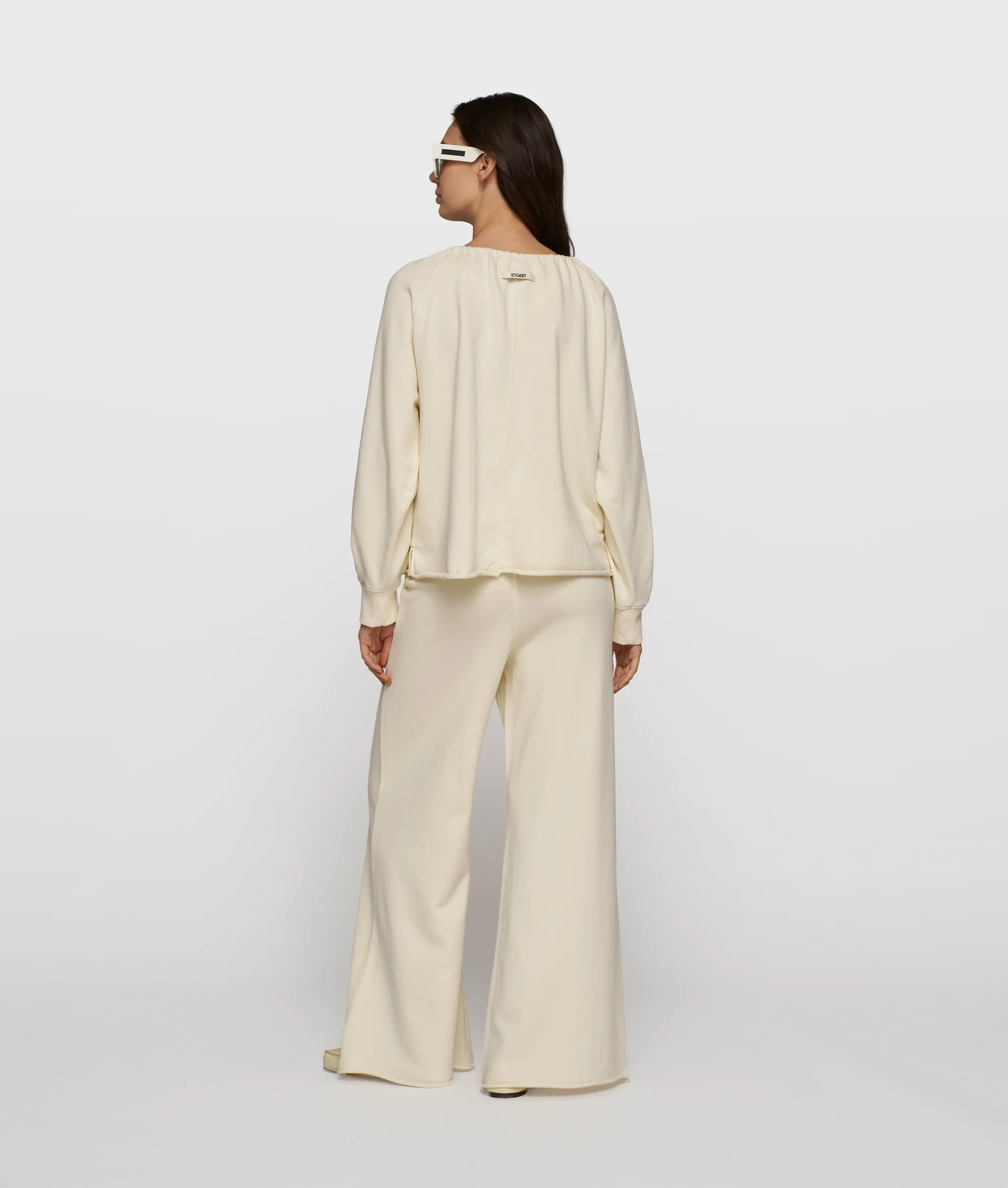wide leg jogger | soft vanilla - Image 3