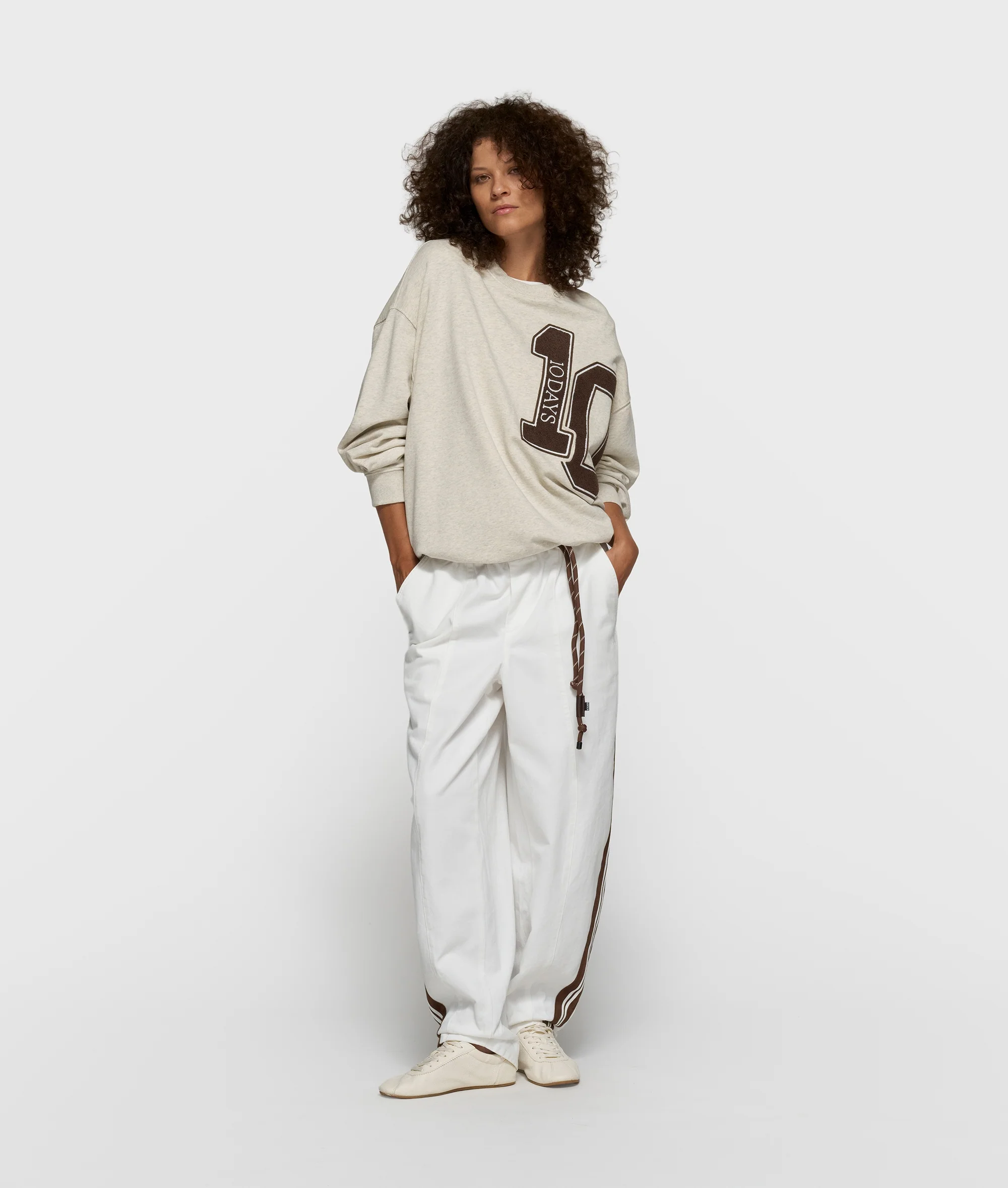 wide tapered pants | optic white